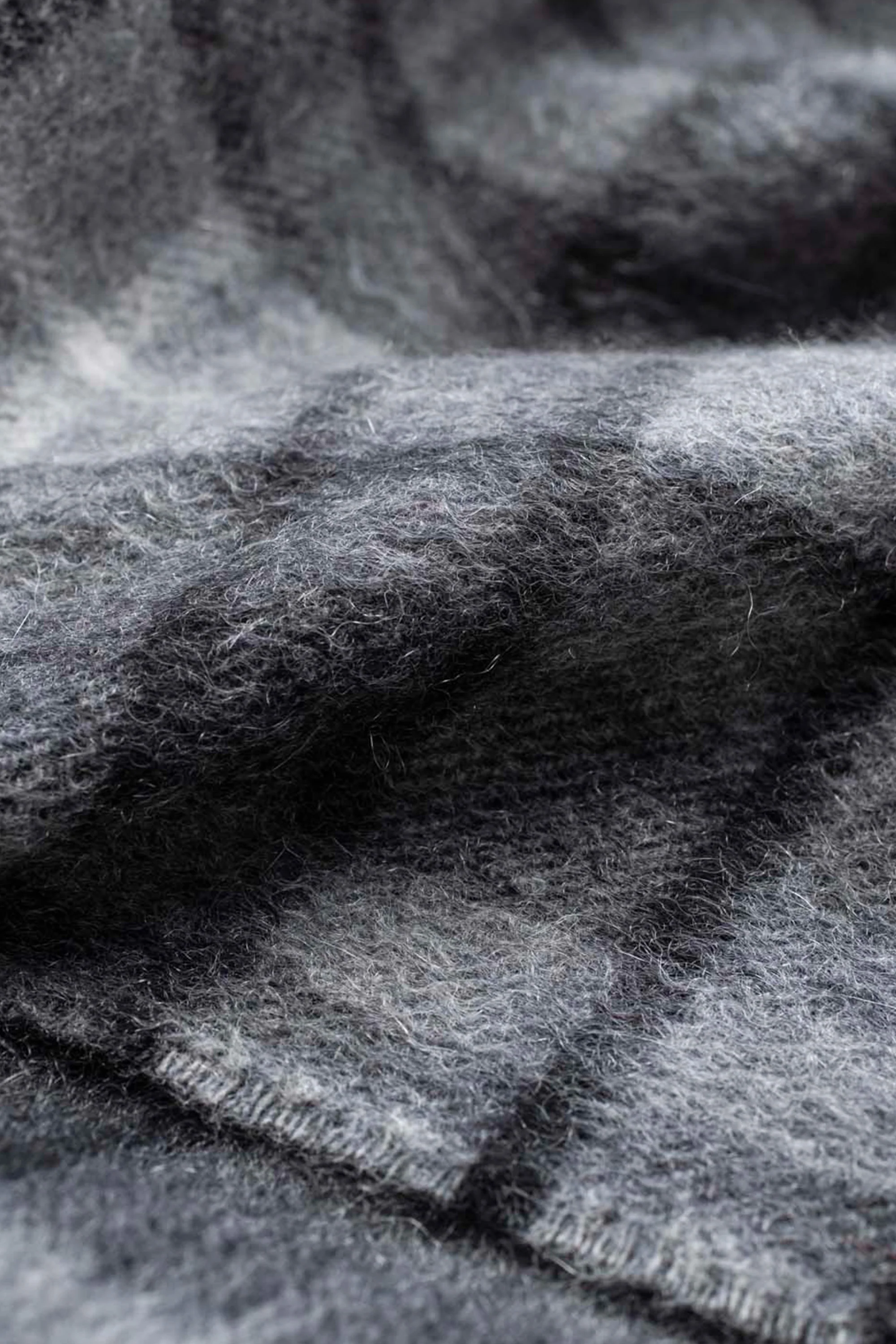 Made In Scotland Heritage Cashmere Scarf - Buchanan Grey - Image 4