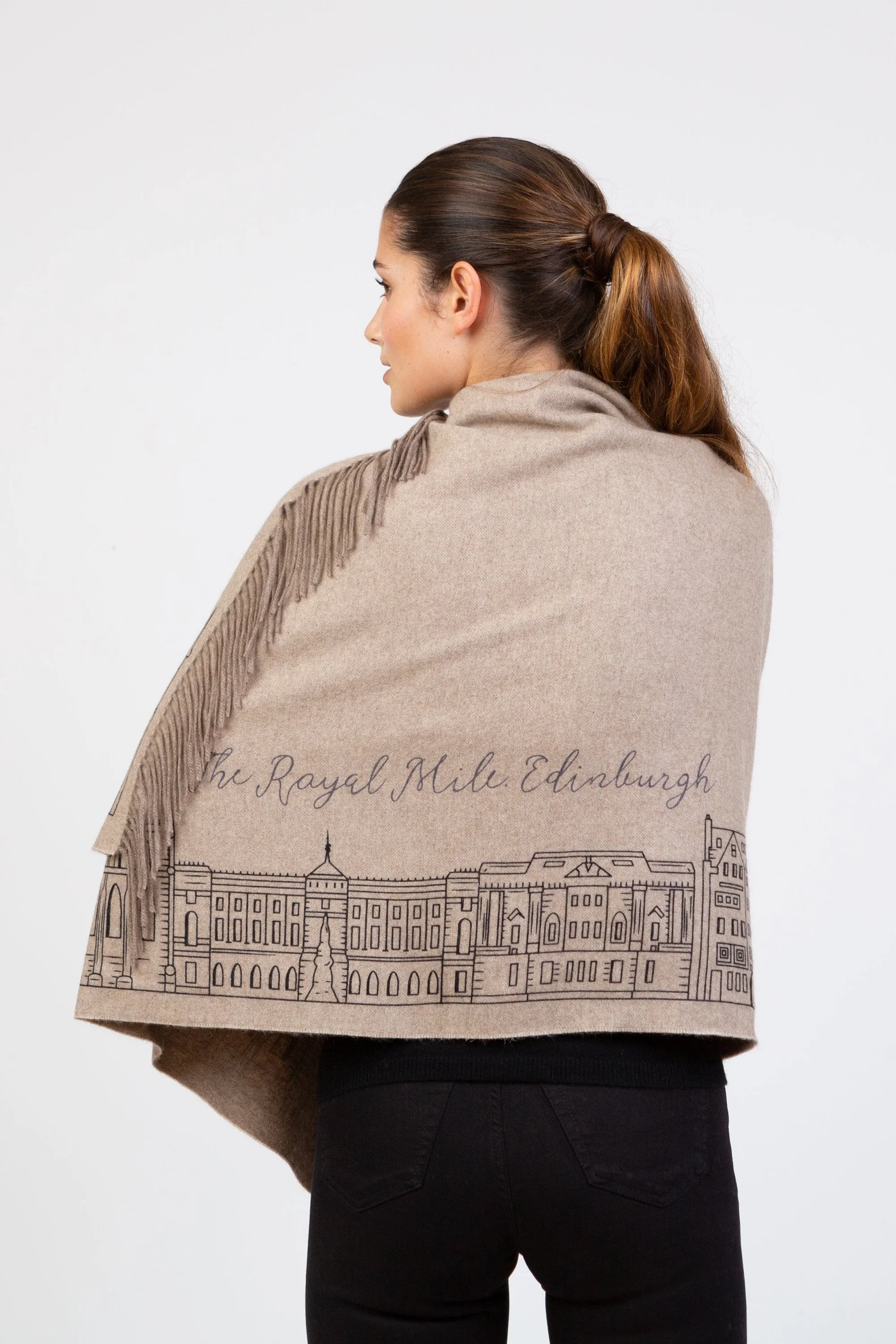 Royal Mile Cashmere Double Sided Stole - Beige - Image 3