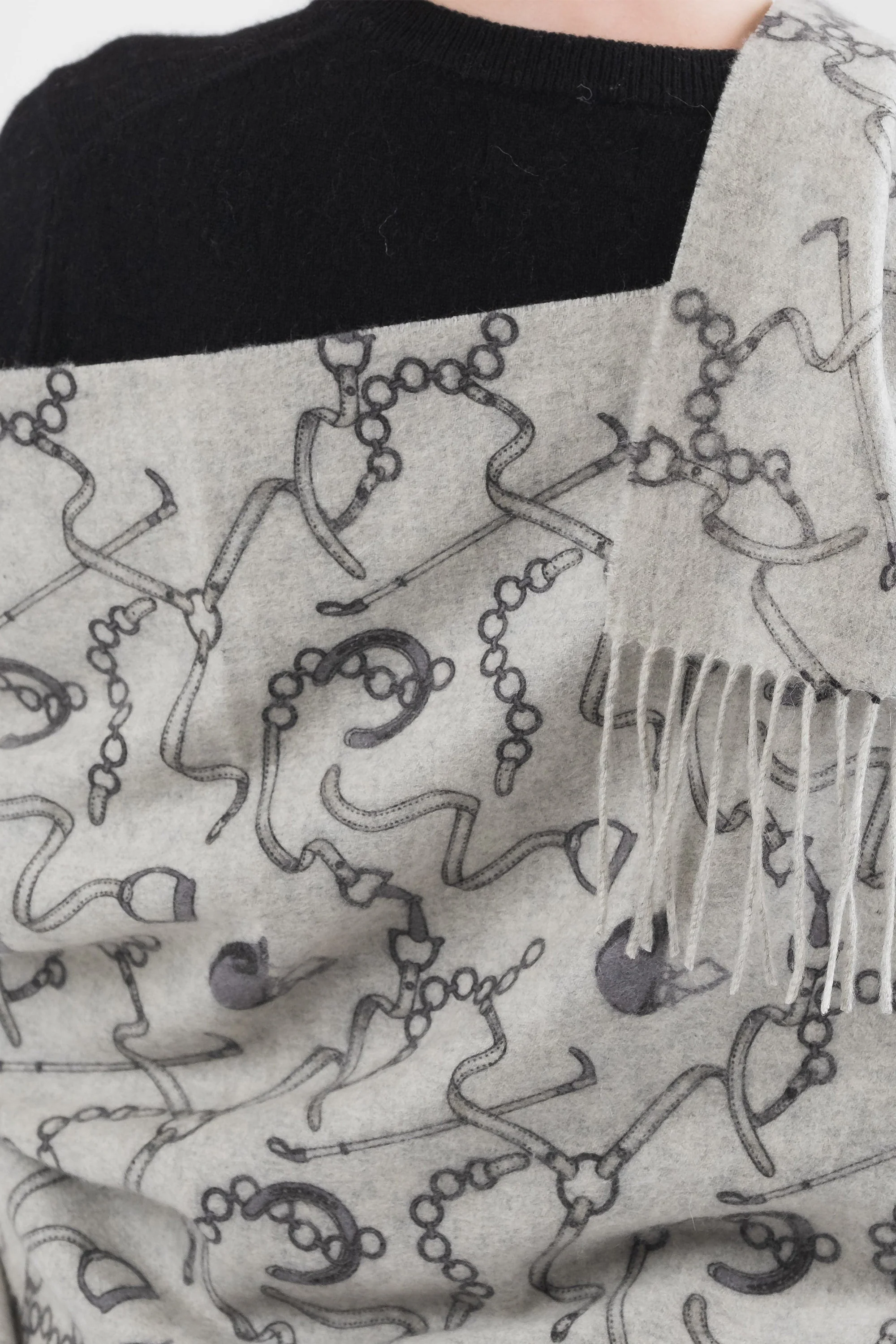 Equestrian Cashmere Double Sided Stole - Grey - Image 2