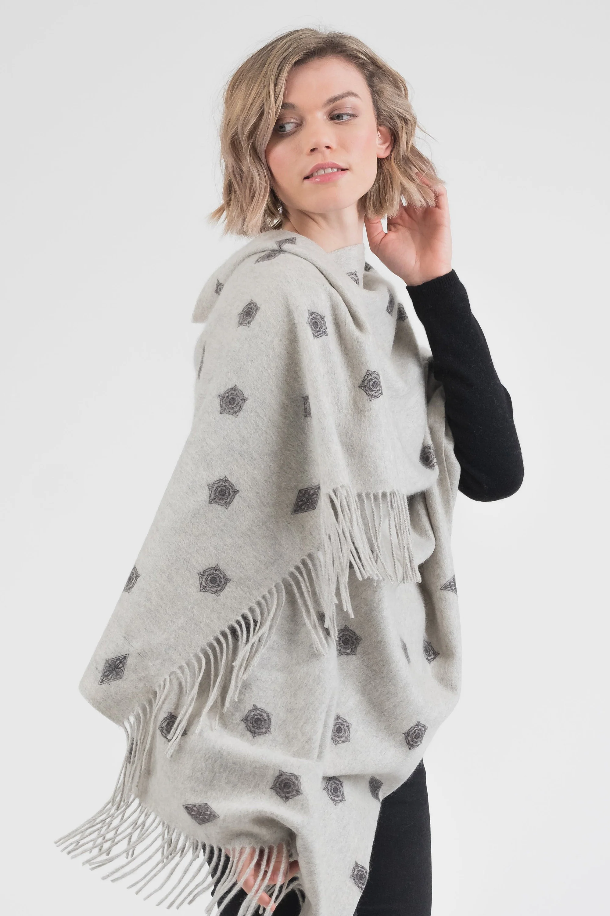 City Cashmere Double Sided Stole - Windsor Castle - Image 3