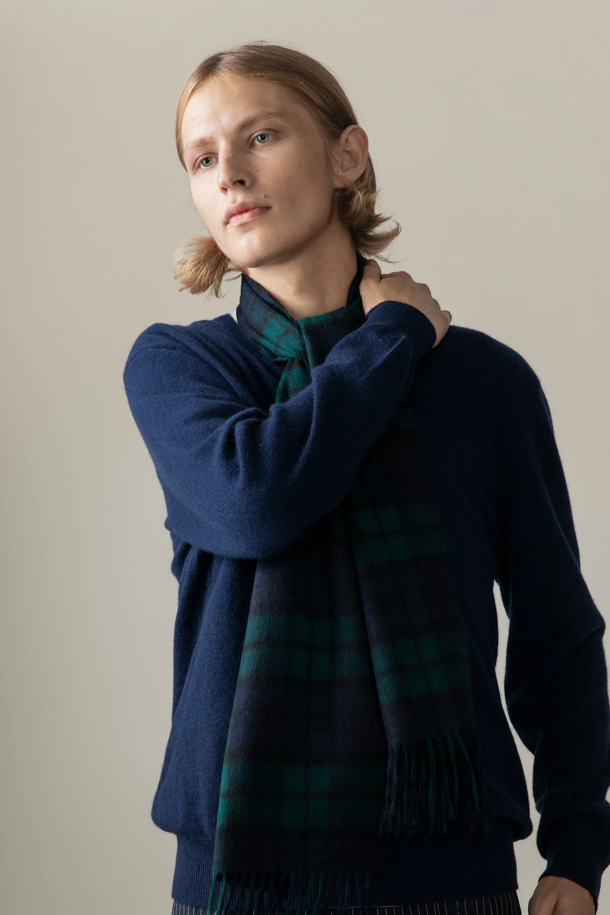 Heritage Tartan Cashmere Scarf - Blackwatch - Image 2
