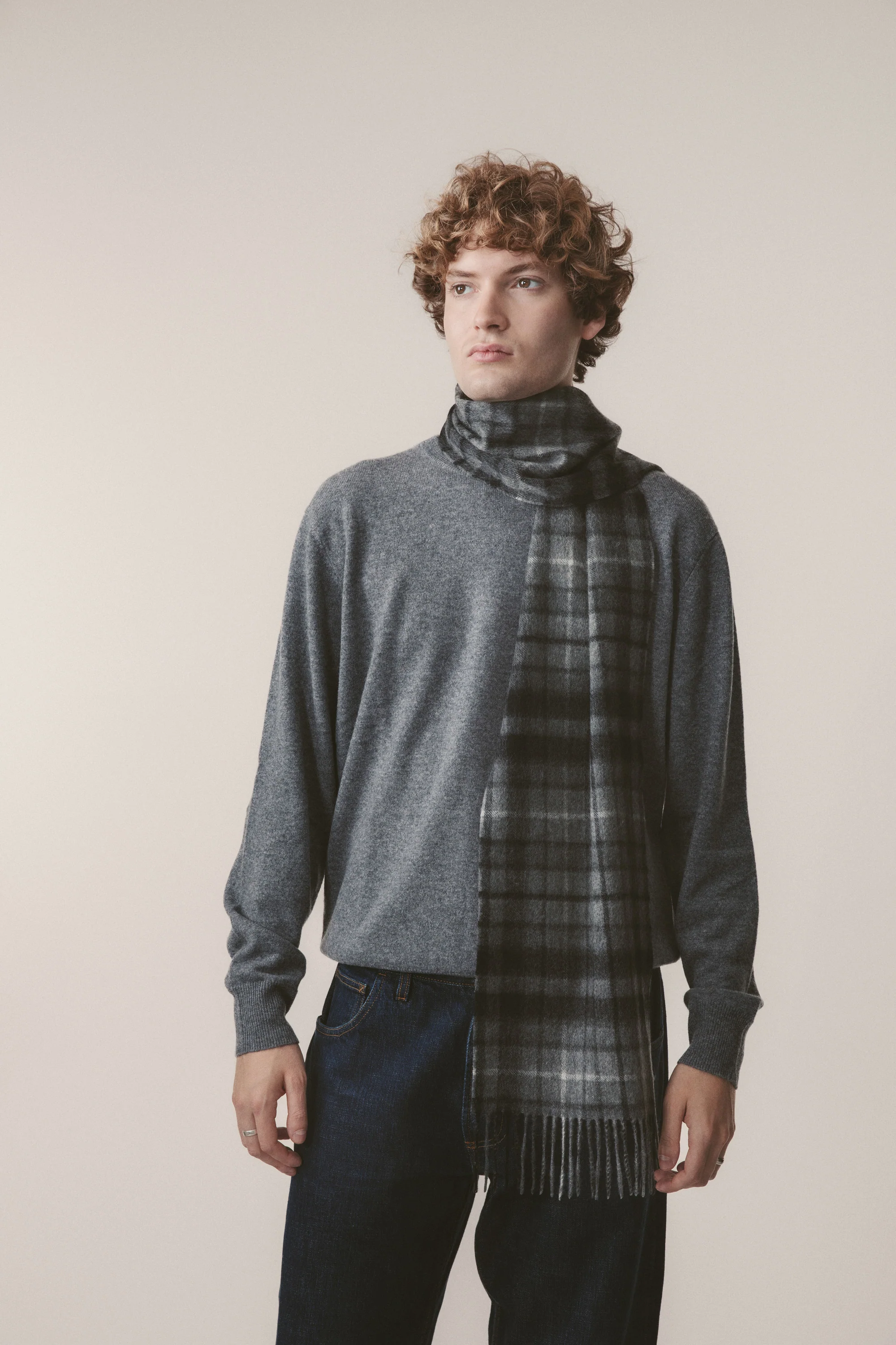 Heritage Tartan Cashmere Scarf - Buchanan Grey