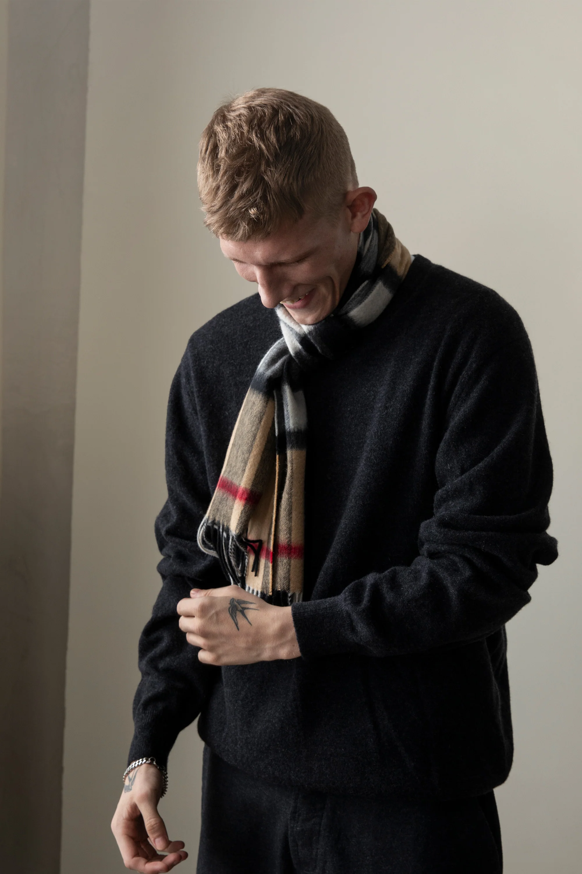 Exploded Camel Thompson Cashmere Scarf - Image 2