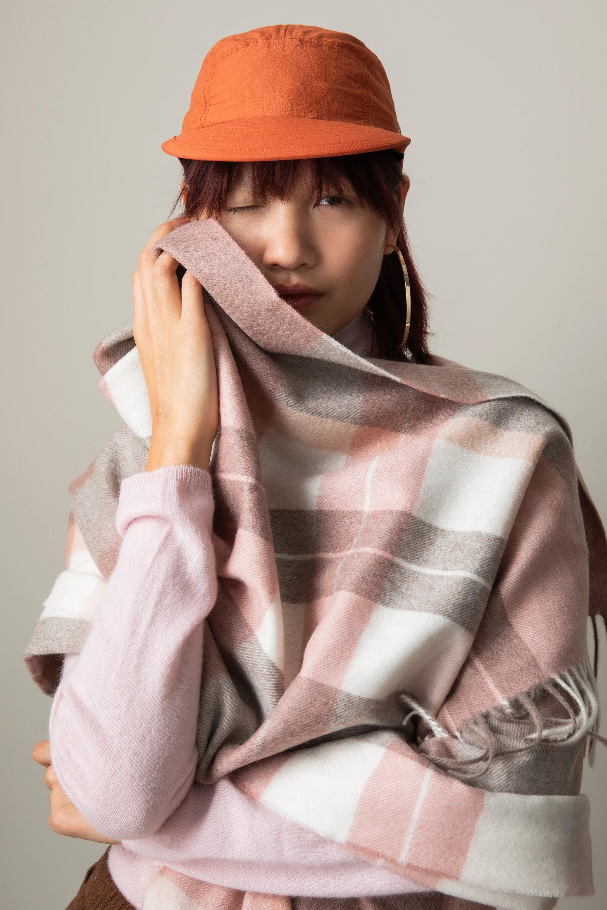Contemporary Check Cashmere Stole - Cameo - Image 2