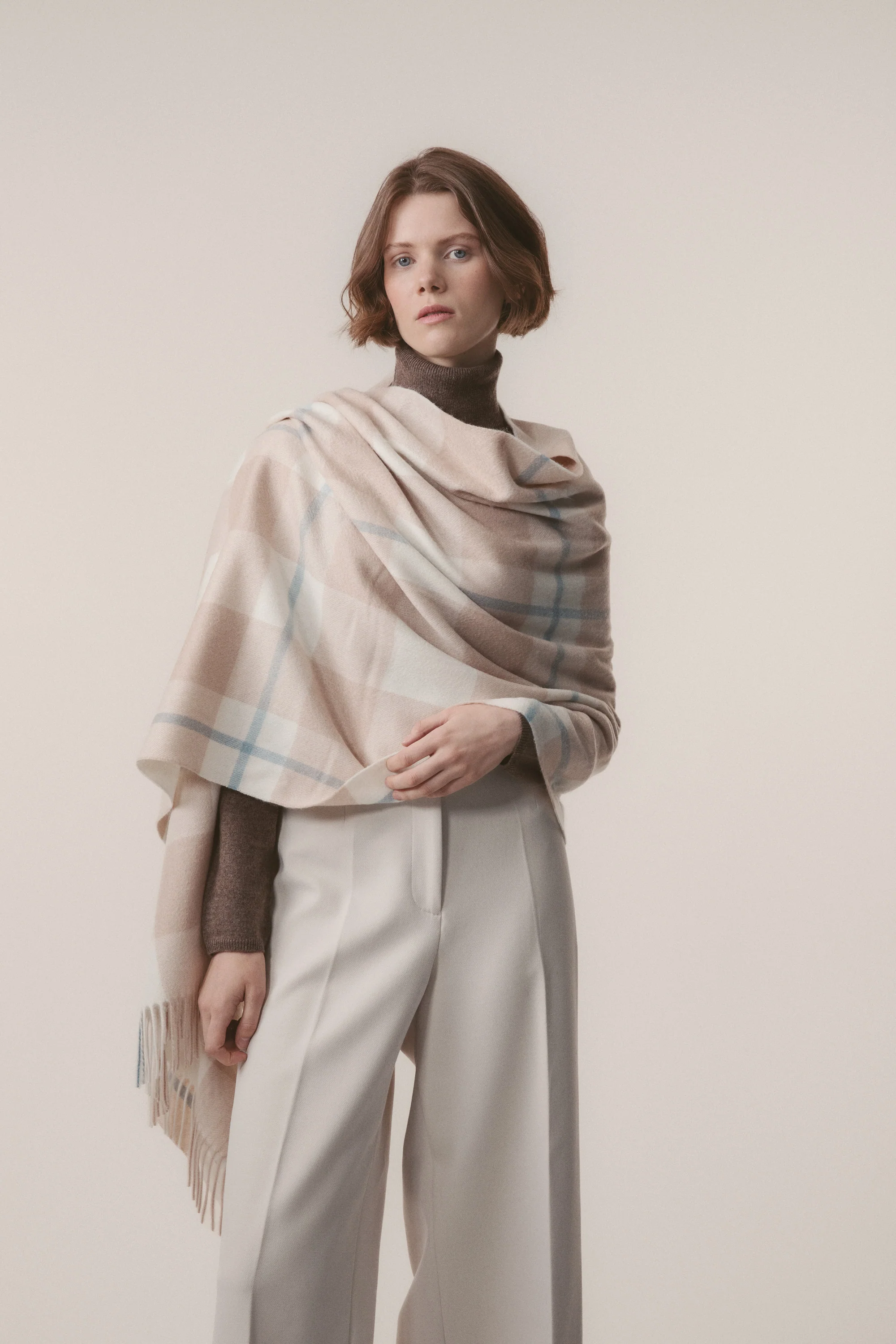 Contemporary Check Cashmere Stole - Champagne Pink - Image 3