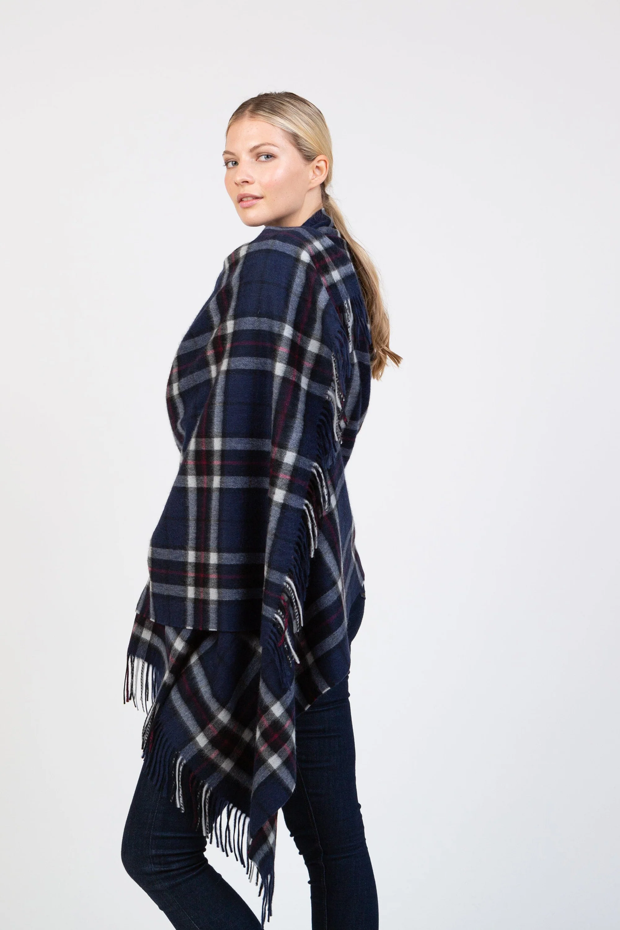 Scotty Thompson Cashmere Stole - Navy - Image 2