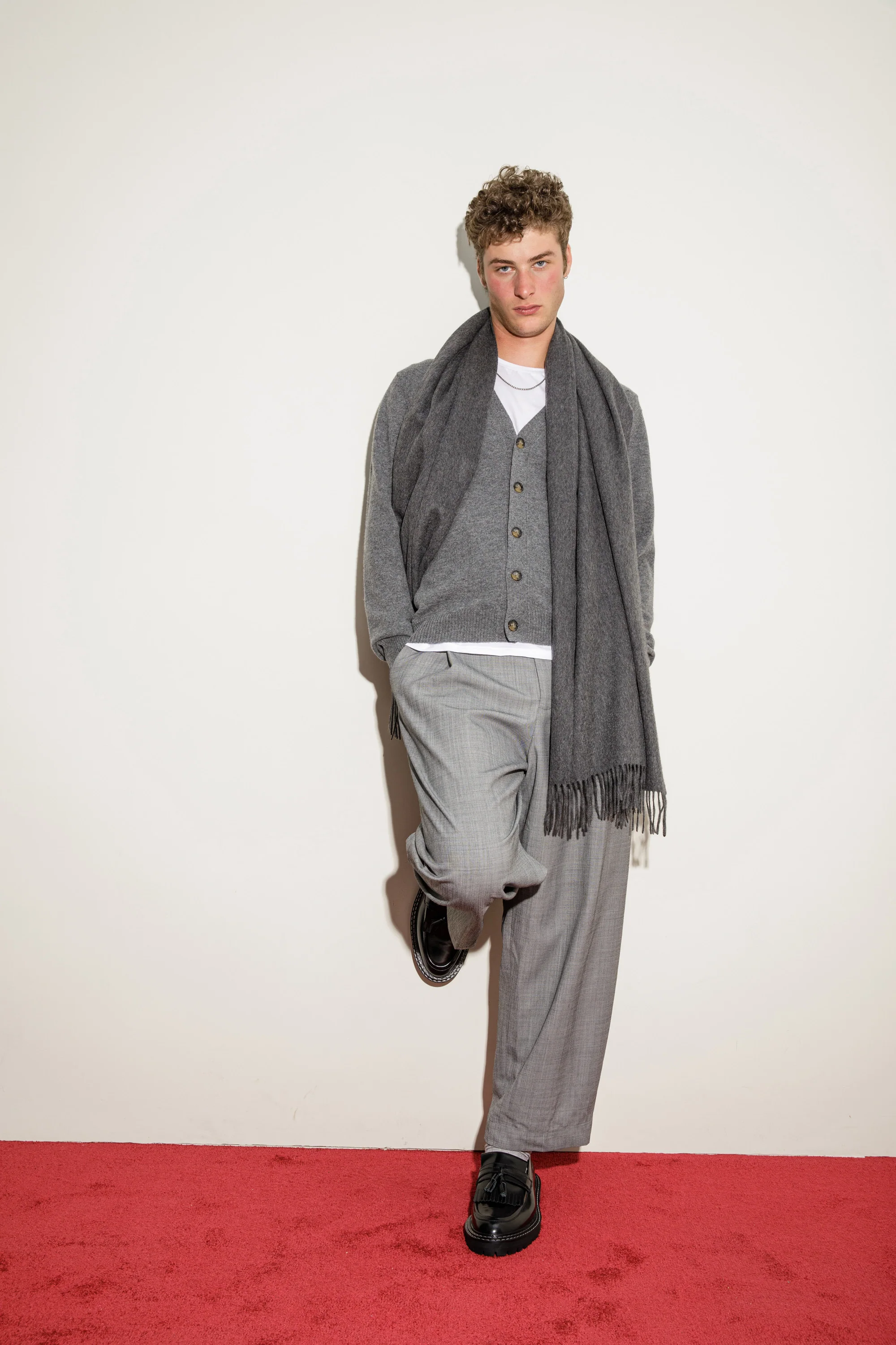 Solid Cashmere Stole - Steinway Grey
