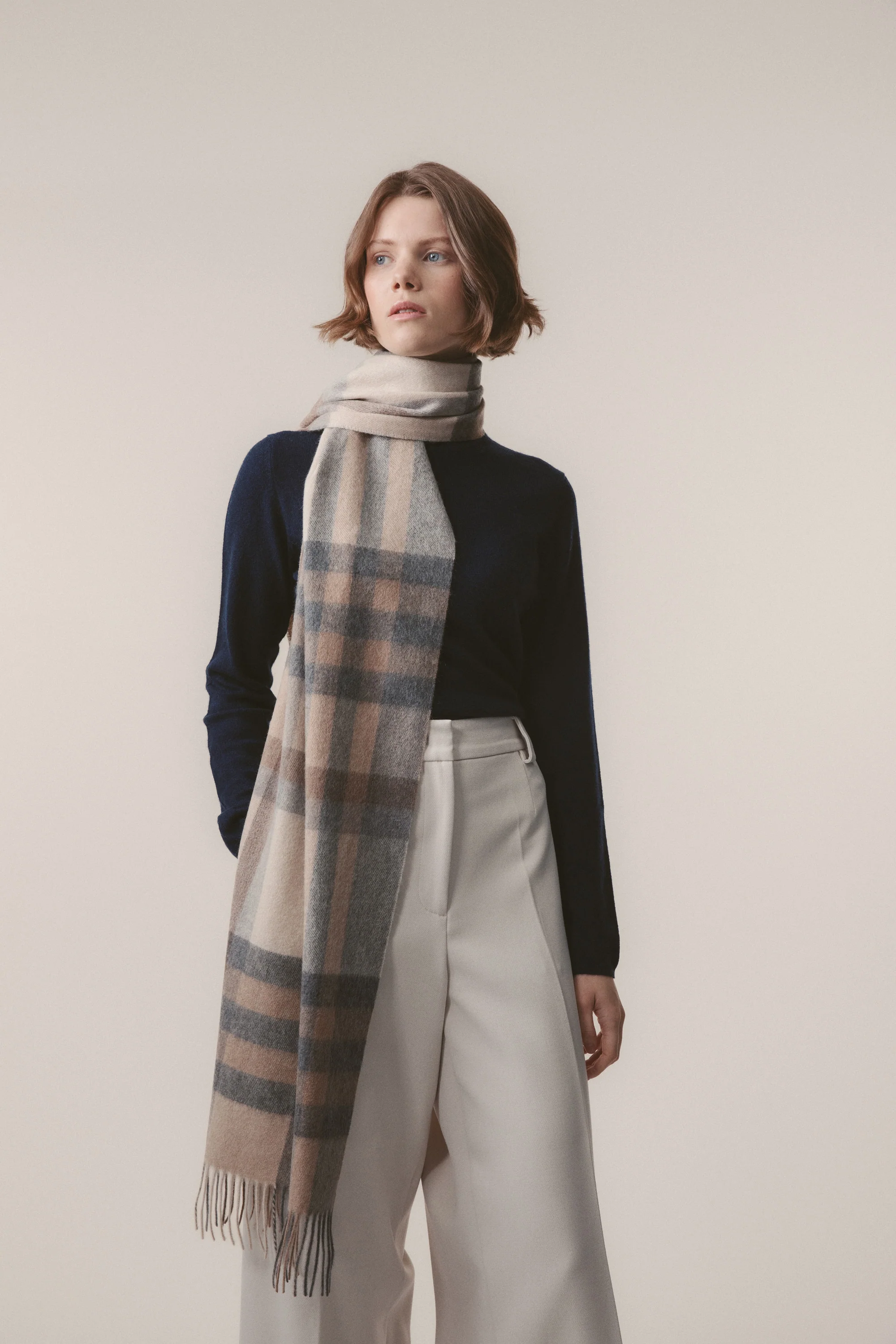 Tartan Cashmere Wide Scarf - Natural - Image 2