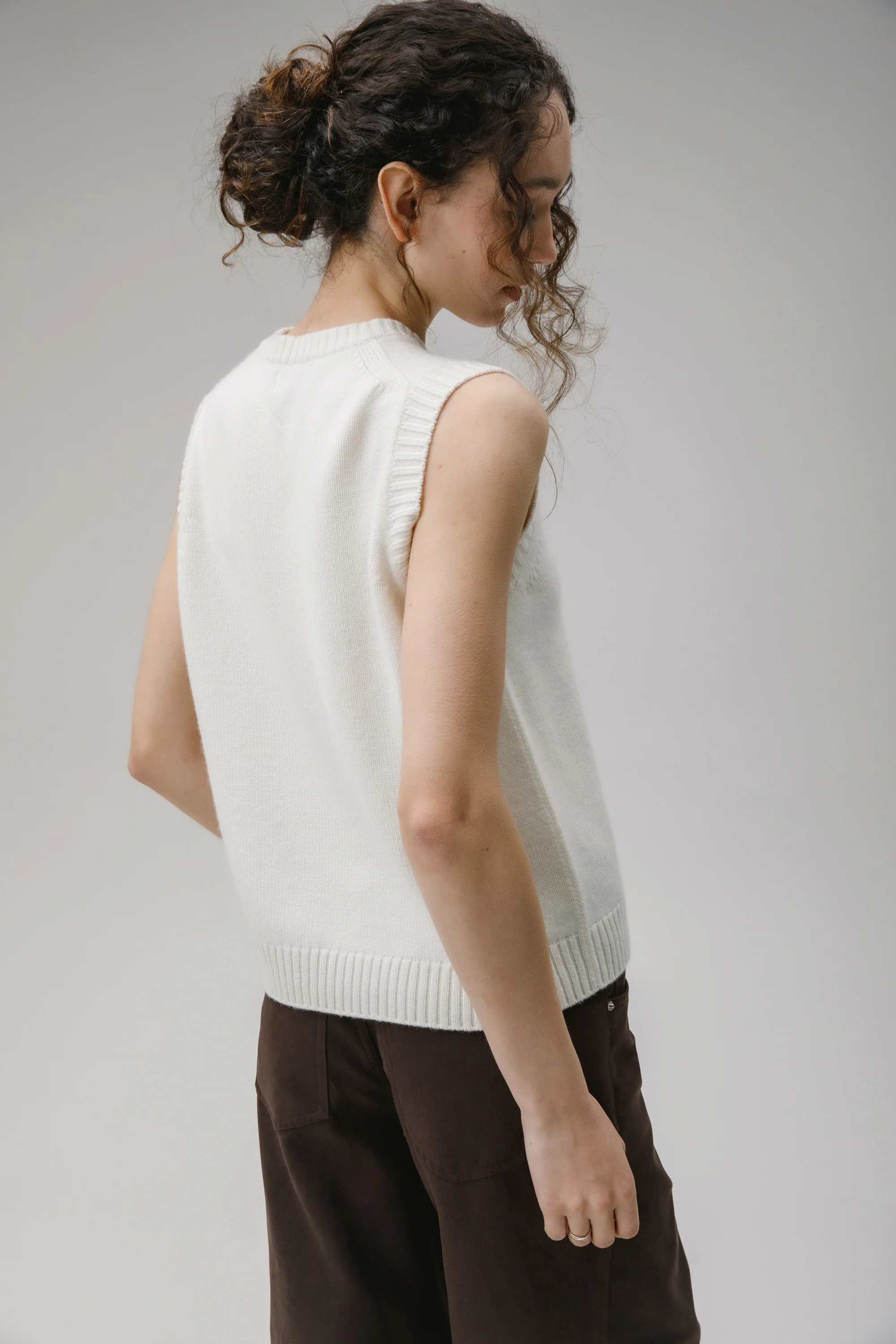 Crew Neck Button Cashmere Vest - Soft White - Image 4