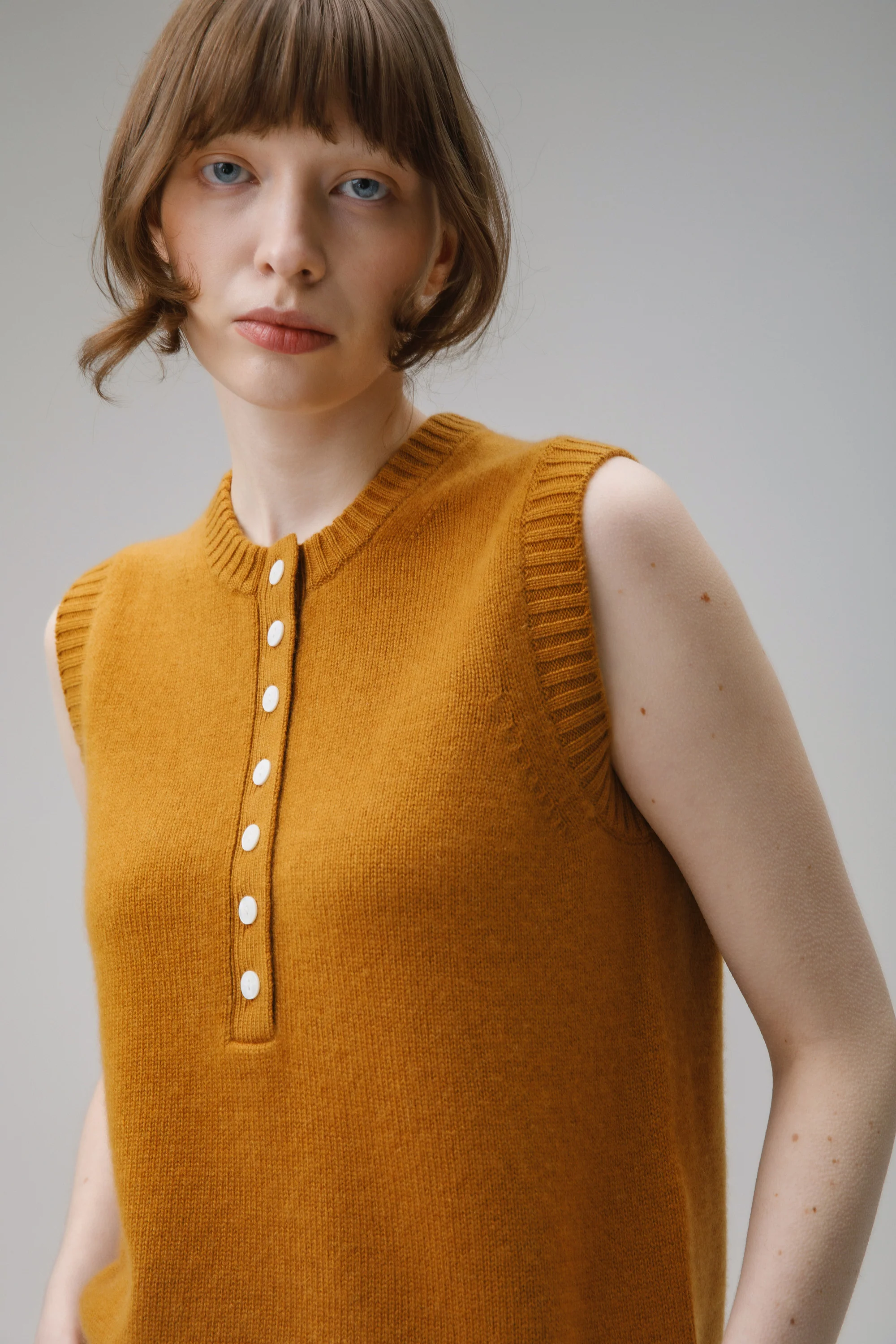 Crew Neck Cashmere Button Vest - Amber Haze - Image 3