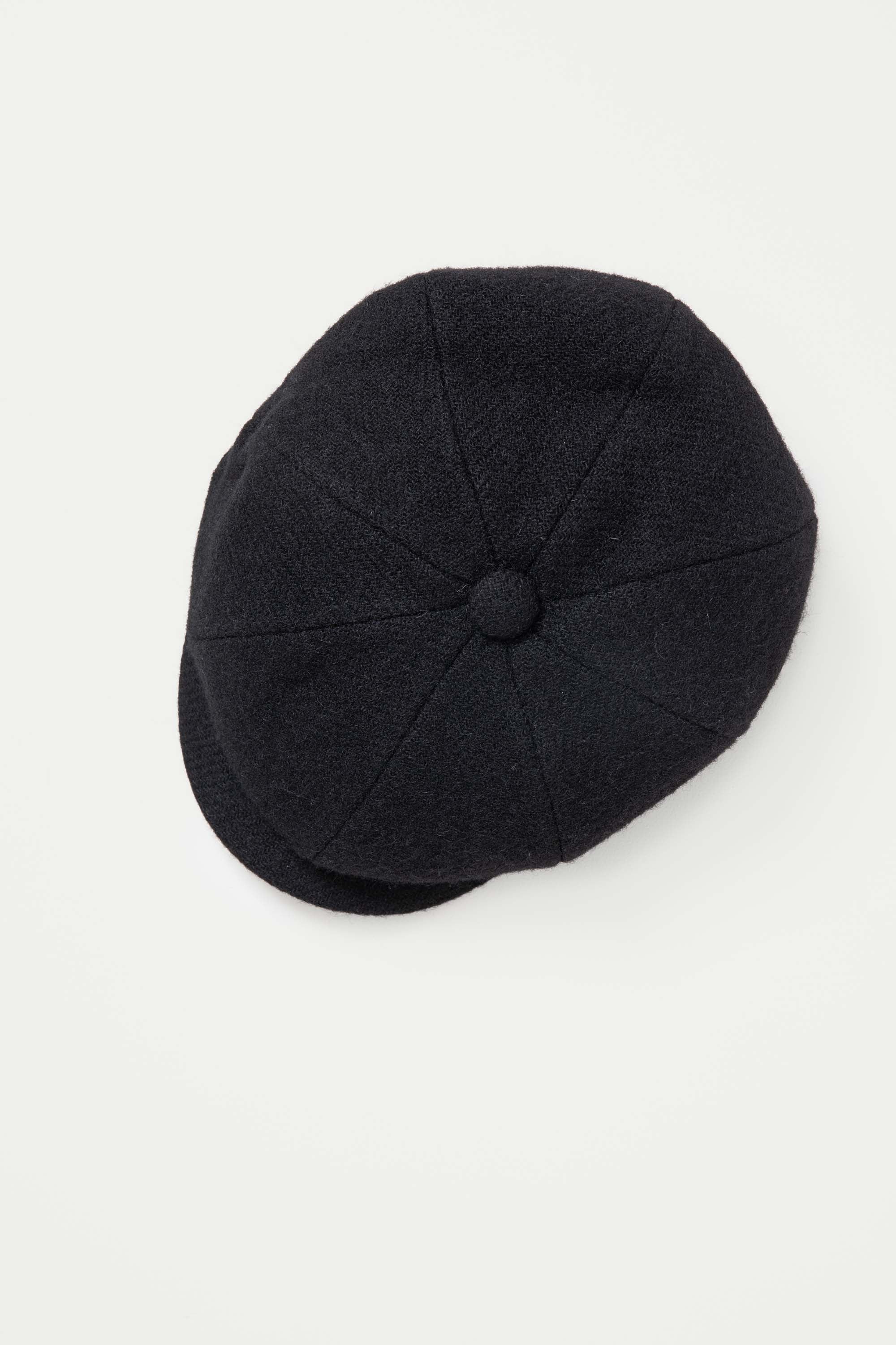 Harris Tweed Carloway Hat - Plain Black Twill - Image 3
