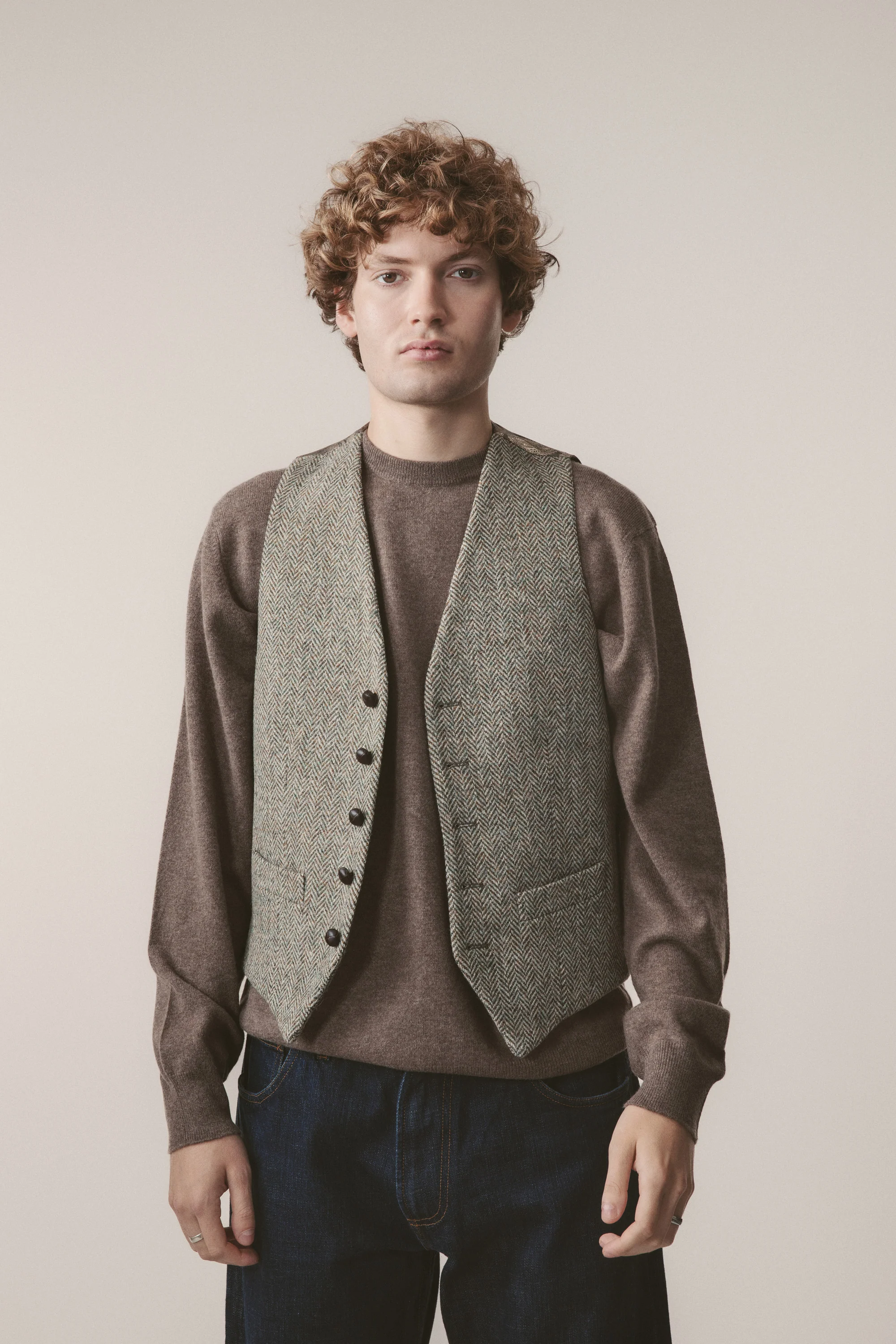Harris Tweed Iain Waistcoat - Green Lovat Herringbone - Image 2