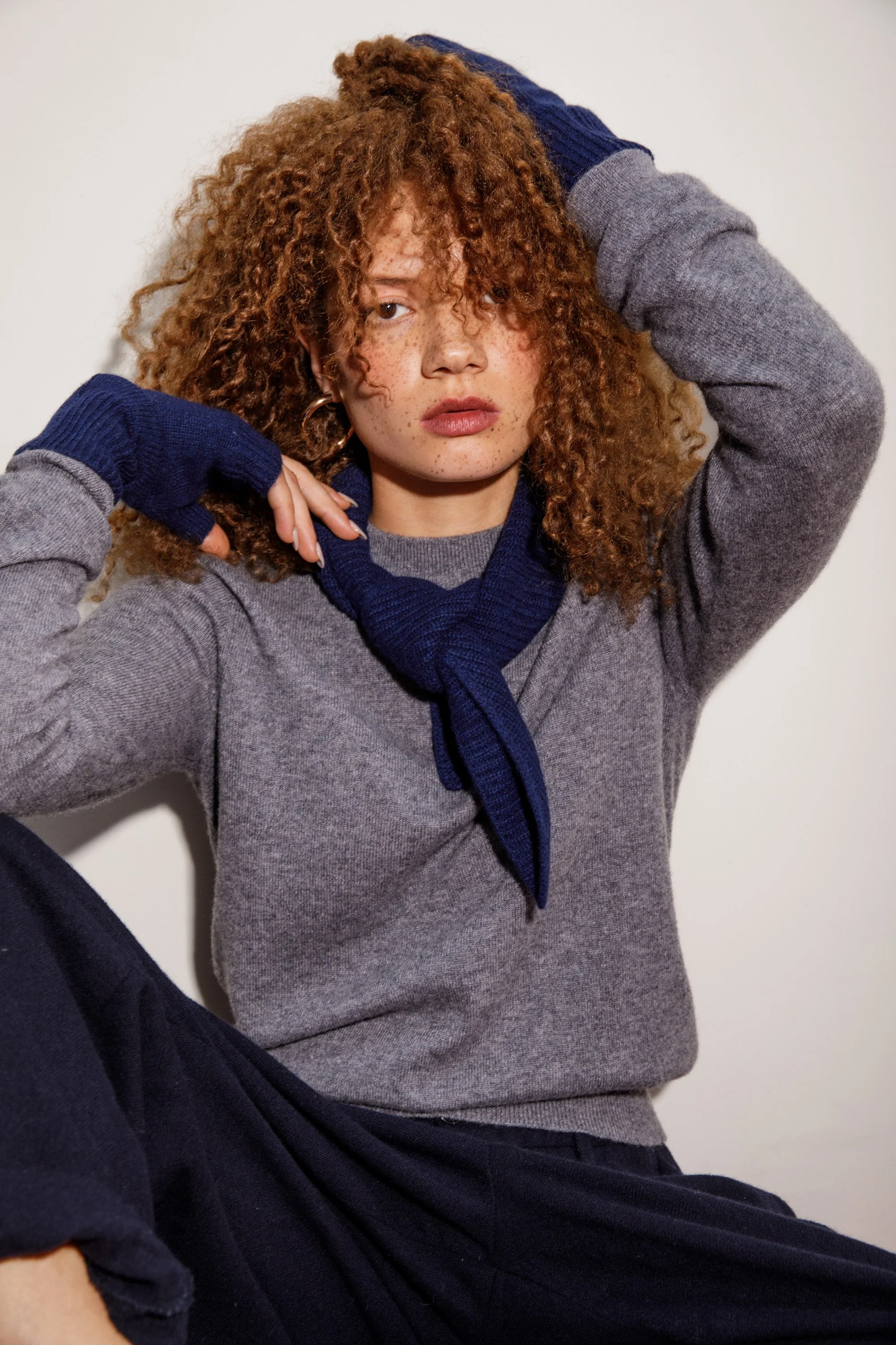 Knitted Cashmere Neck Tie - Cosmos - Image 5