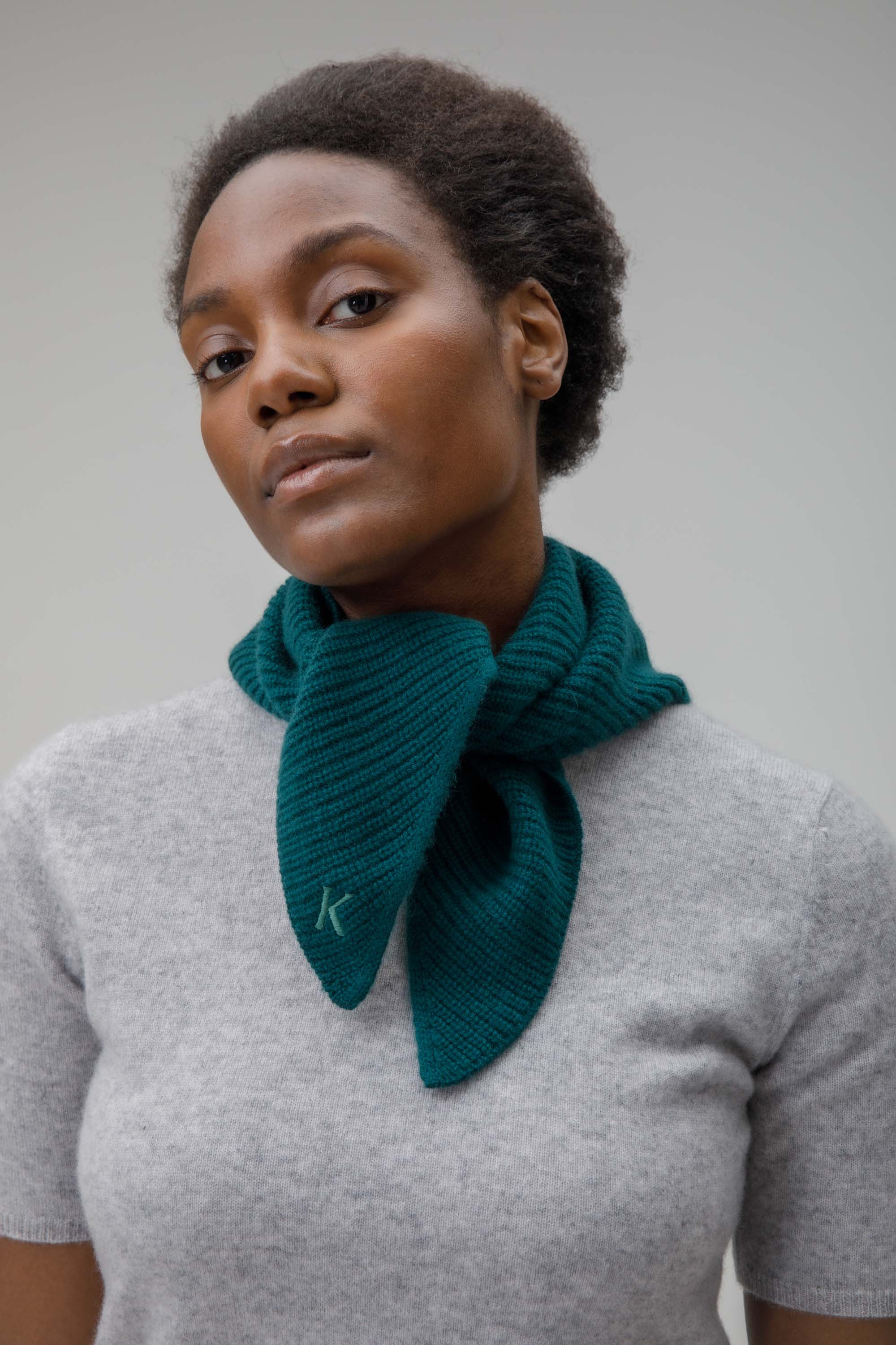 Knitted Cashmere Neck Tie - Forest Green