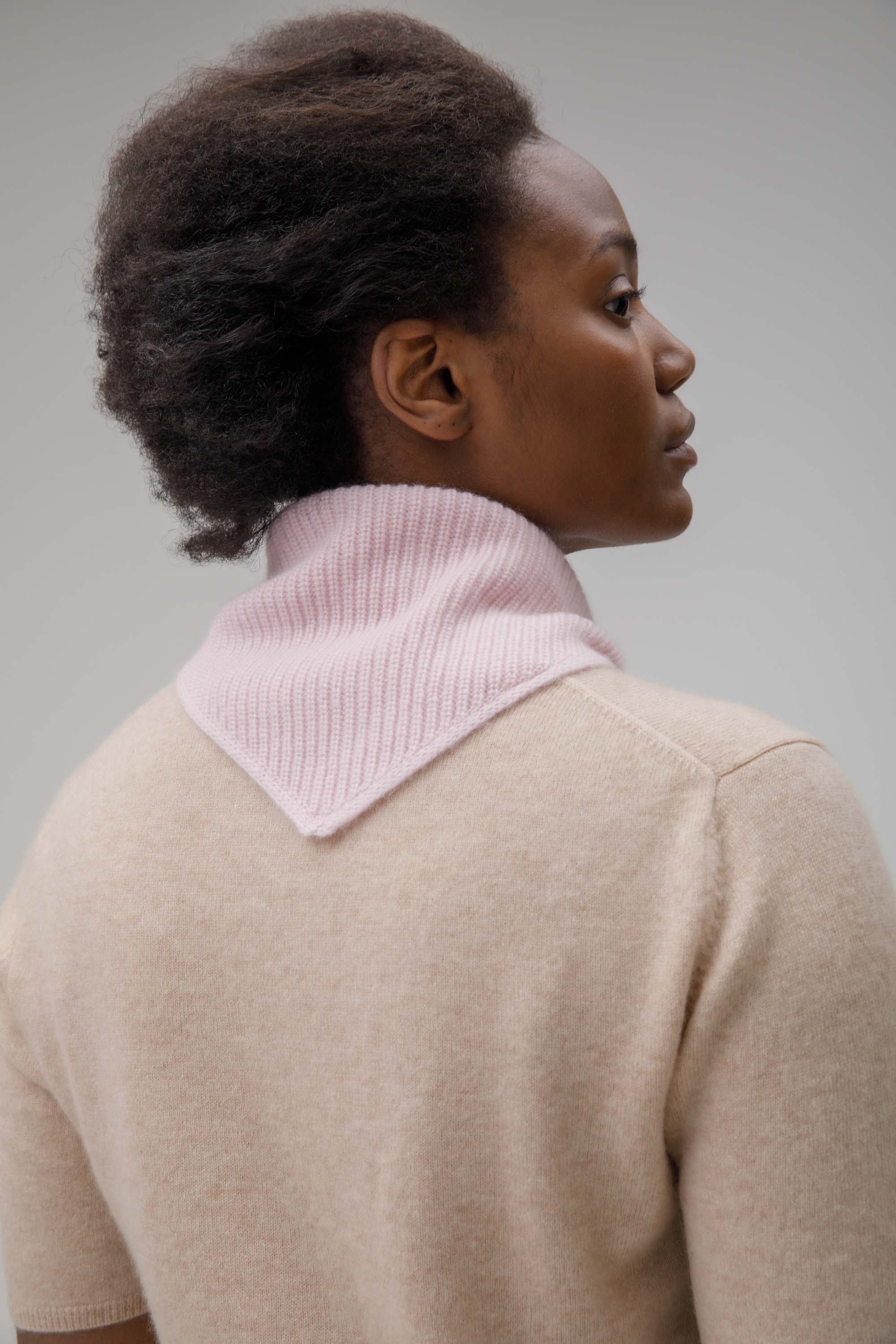Knitted Cashmere Neck Tie - Pale Lilac - Image 3
