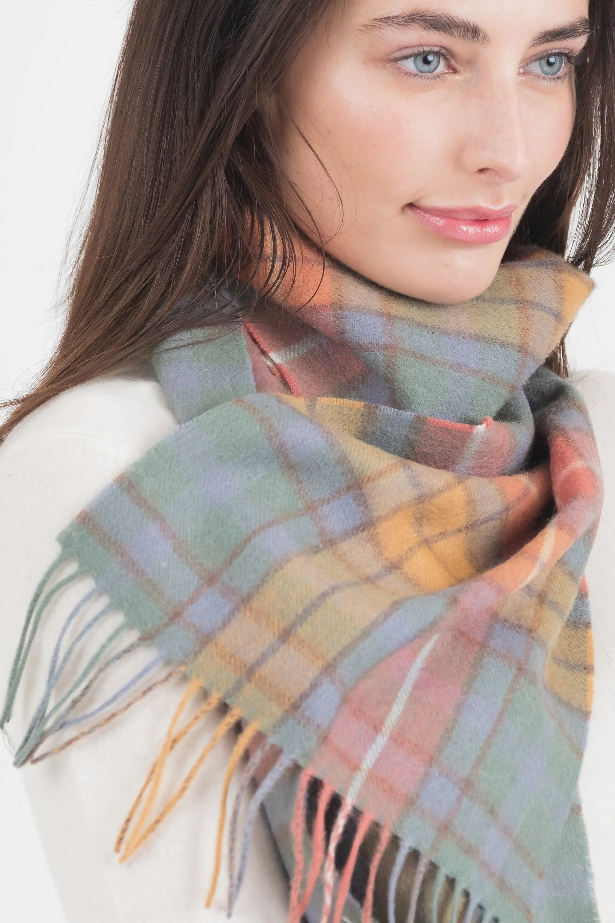 Heritage Tartan Lambswool Scarf- Antique Buchanan - Image 2
