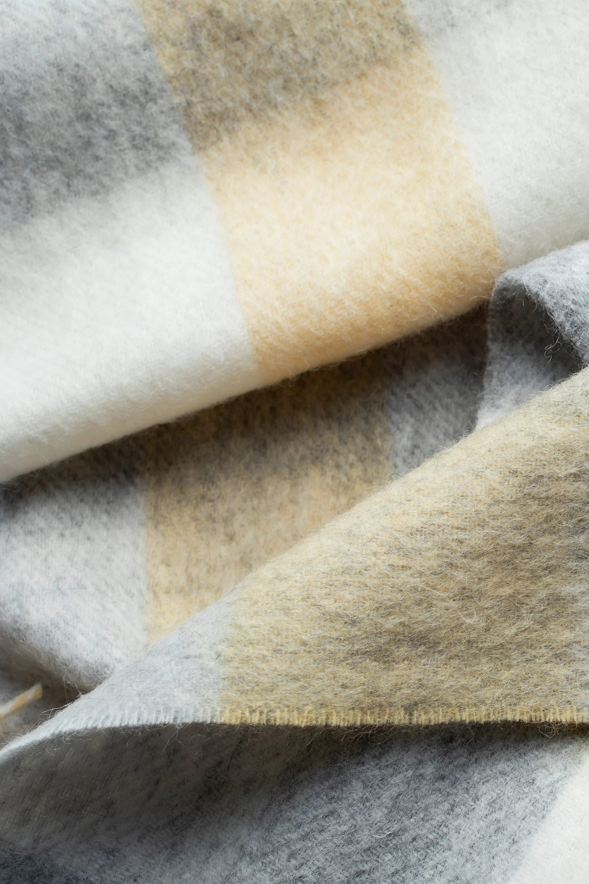 5 Square Check Lambswool Scarf - Butter - Image 4