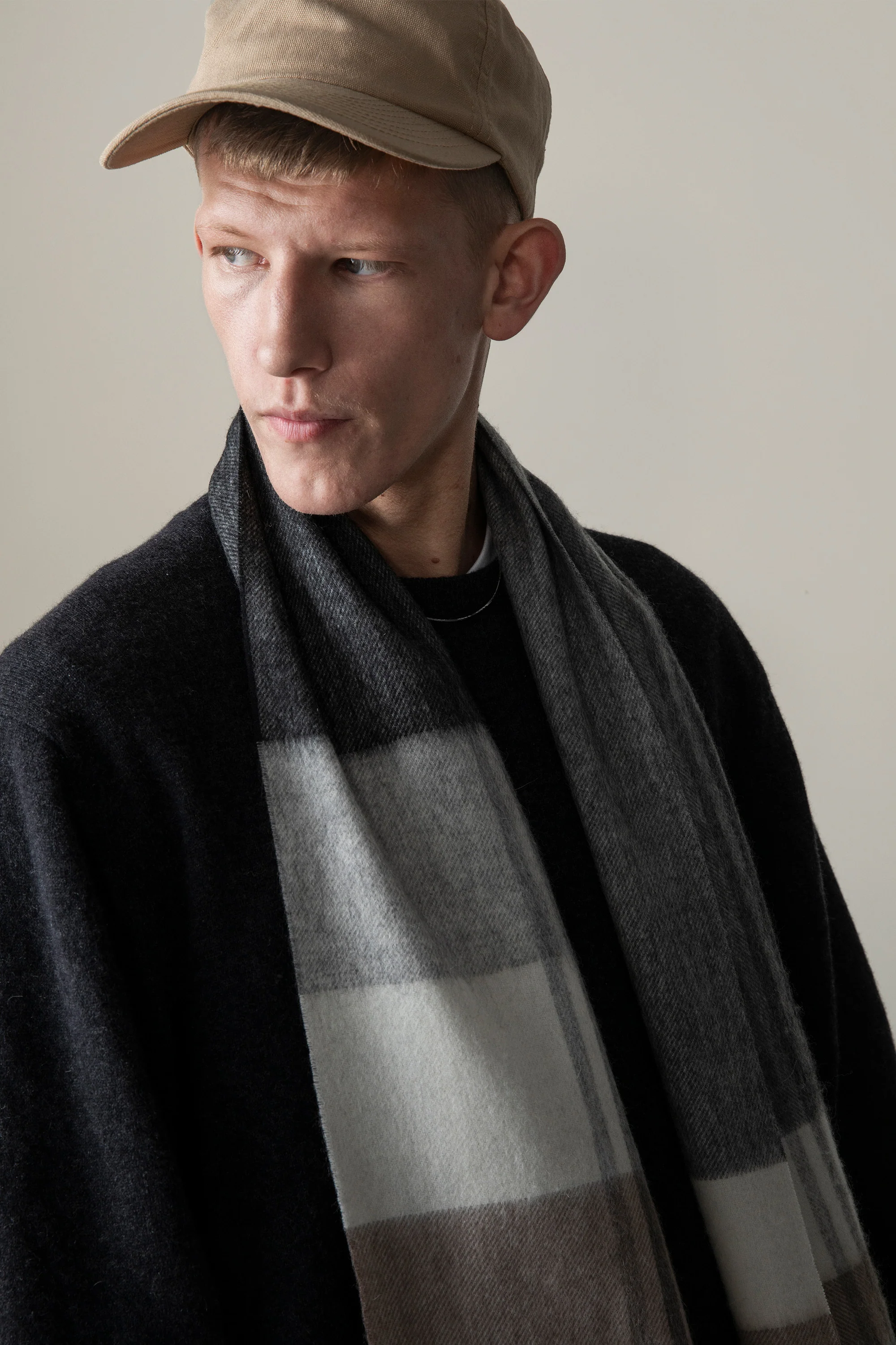 Contemporary Check Lambswool Scarf - Monochrome - Image 2