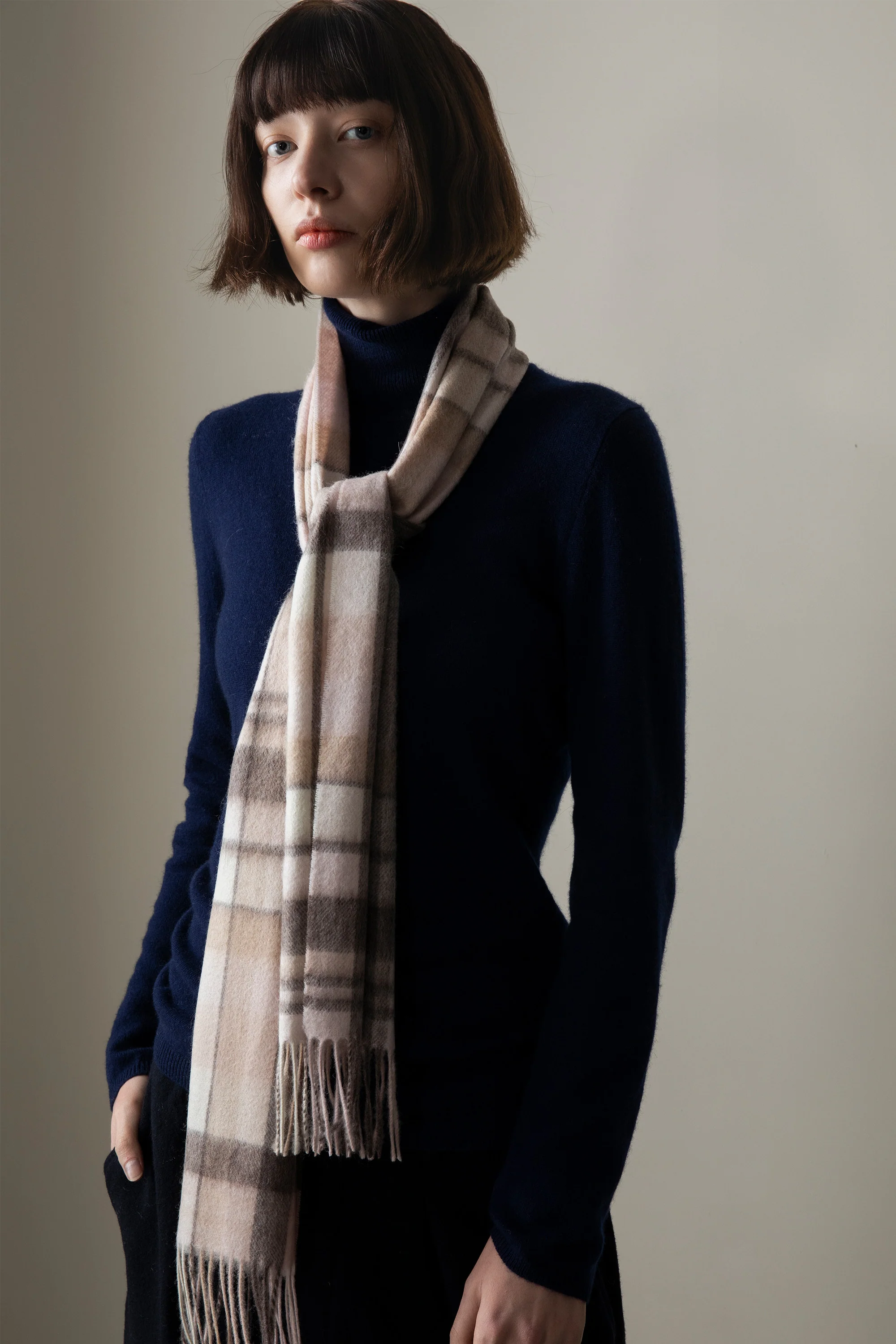 Square Check Lambswool Scarf - Natural - Image 2