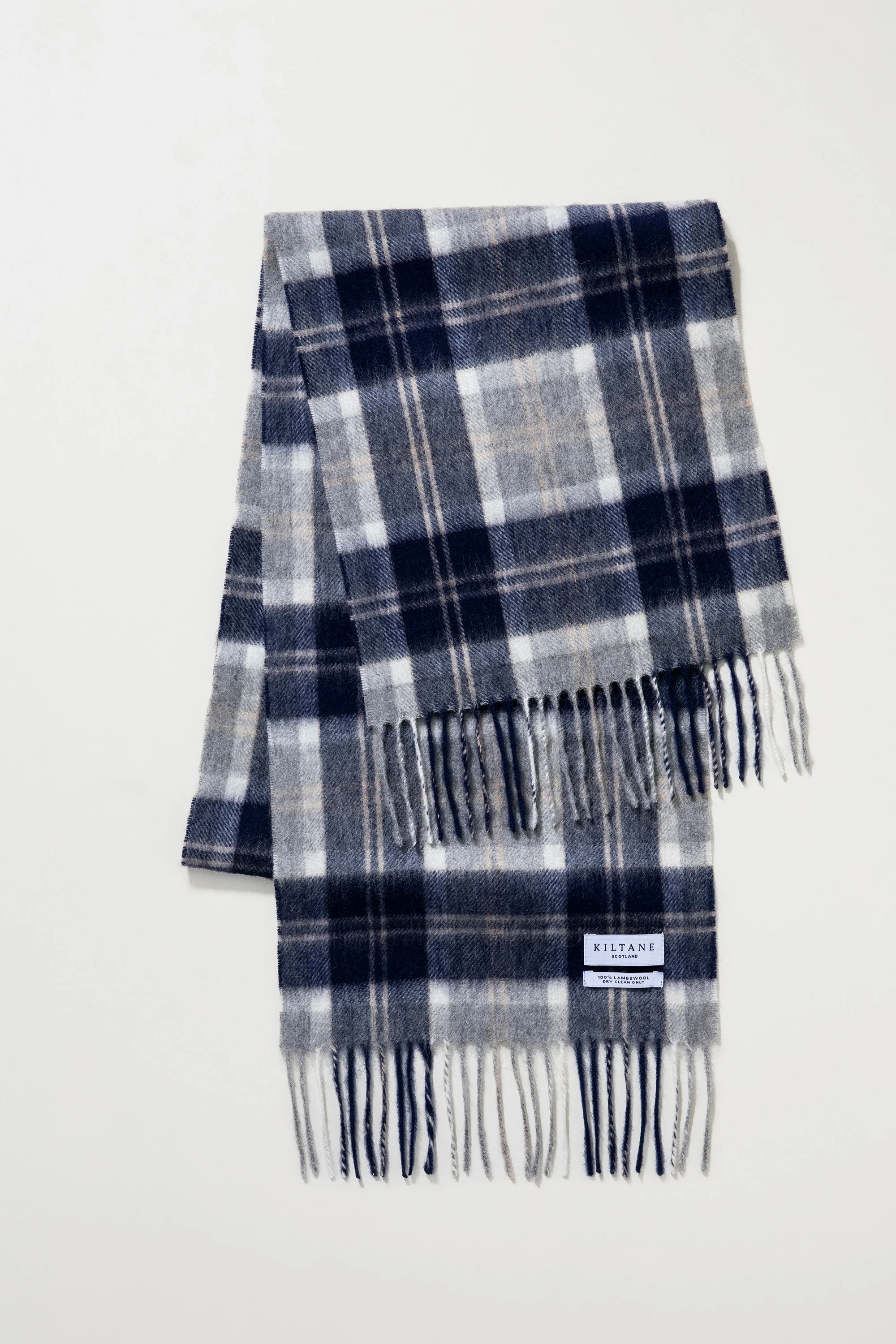 Heritage Tartan Lambswool Scarf - Silver Bannockbane - Image 3