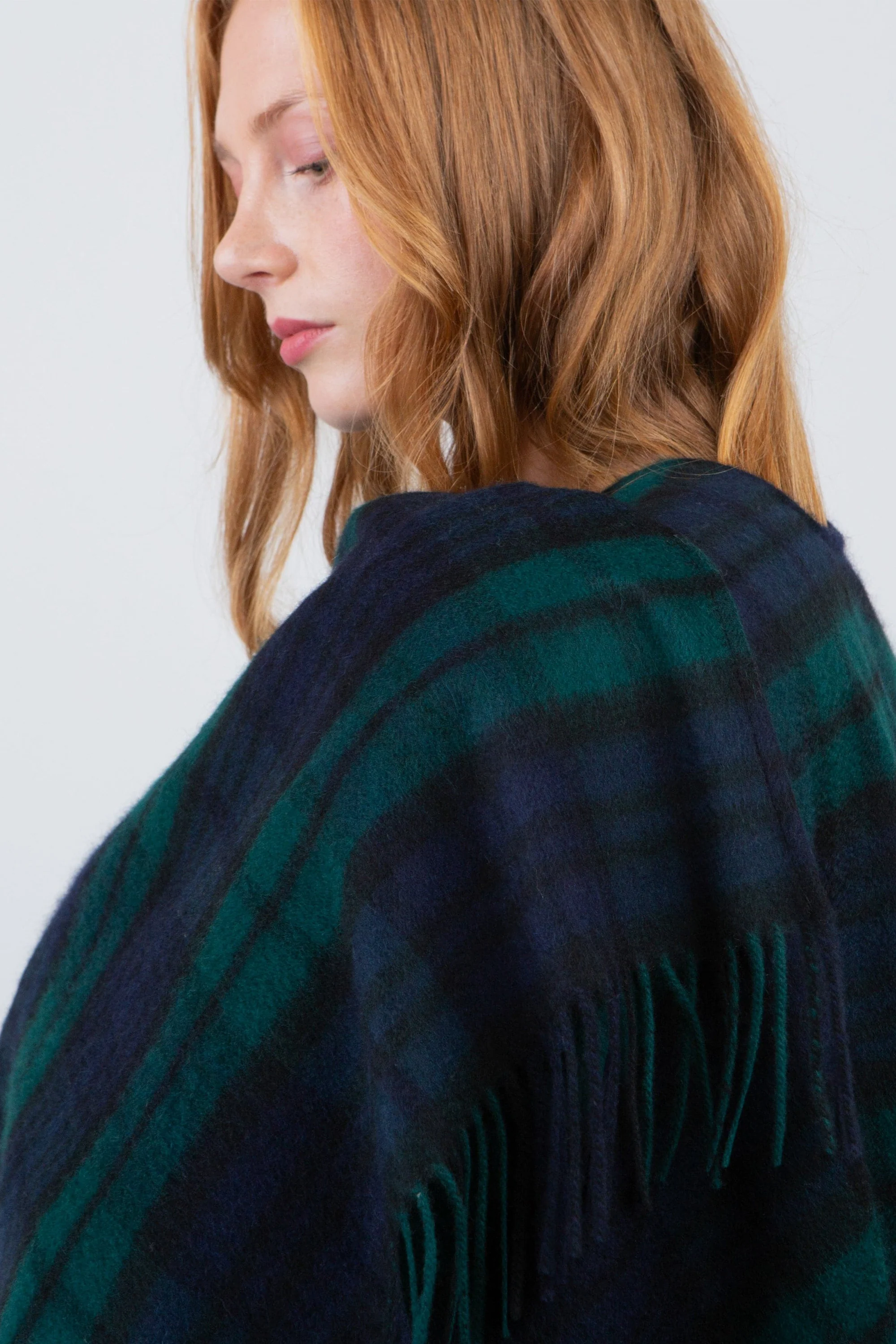 Heritage Tartan Lambswool Wrap - Blackwatch - Image 3