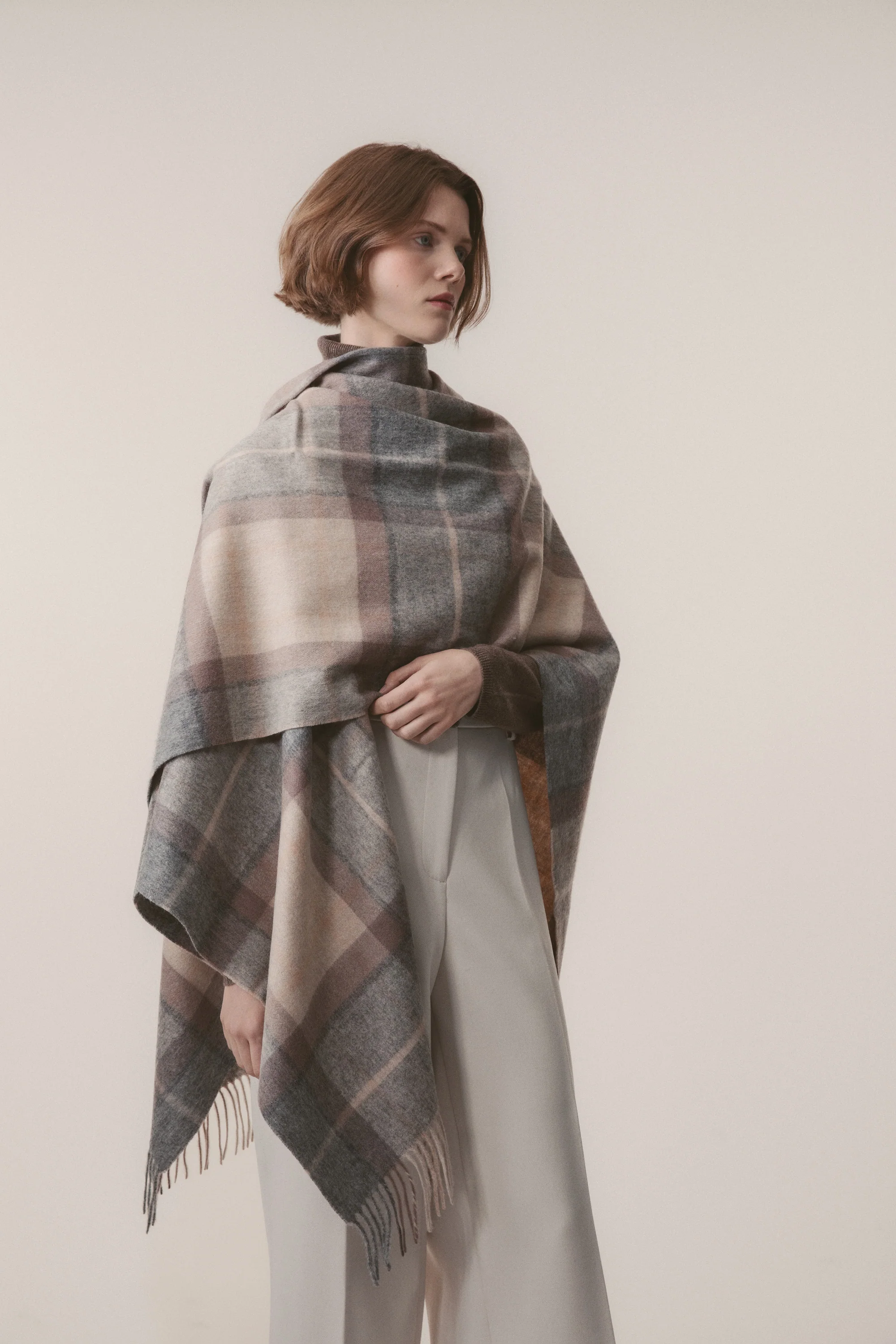 Heritage Tartan Lambswool Wrap - Mackellar Natural - Image 2