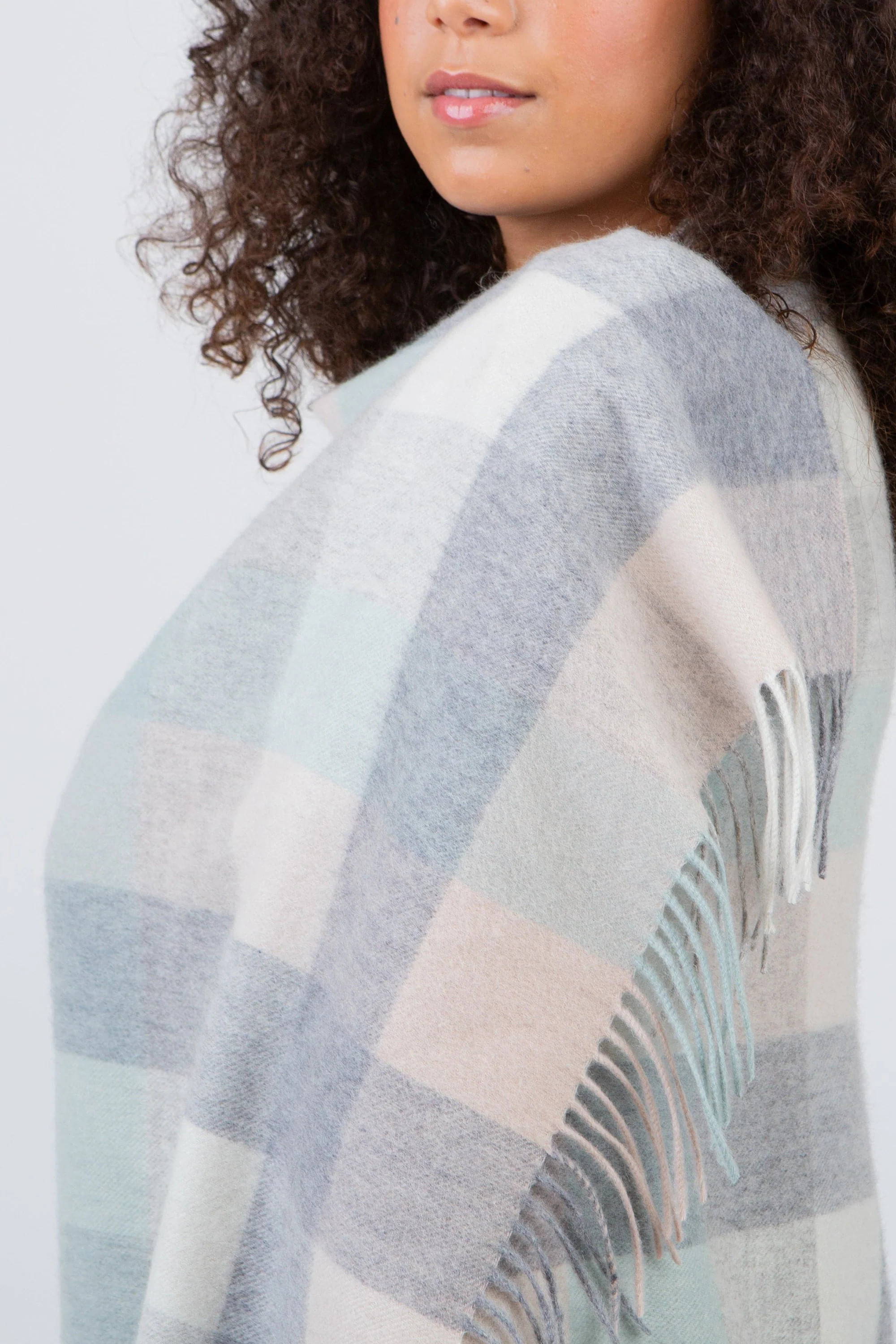 5 Square Check Lambswool Stole - Brume - Image 3