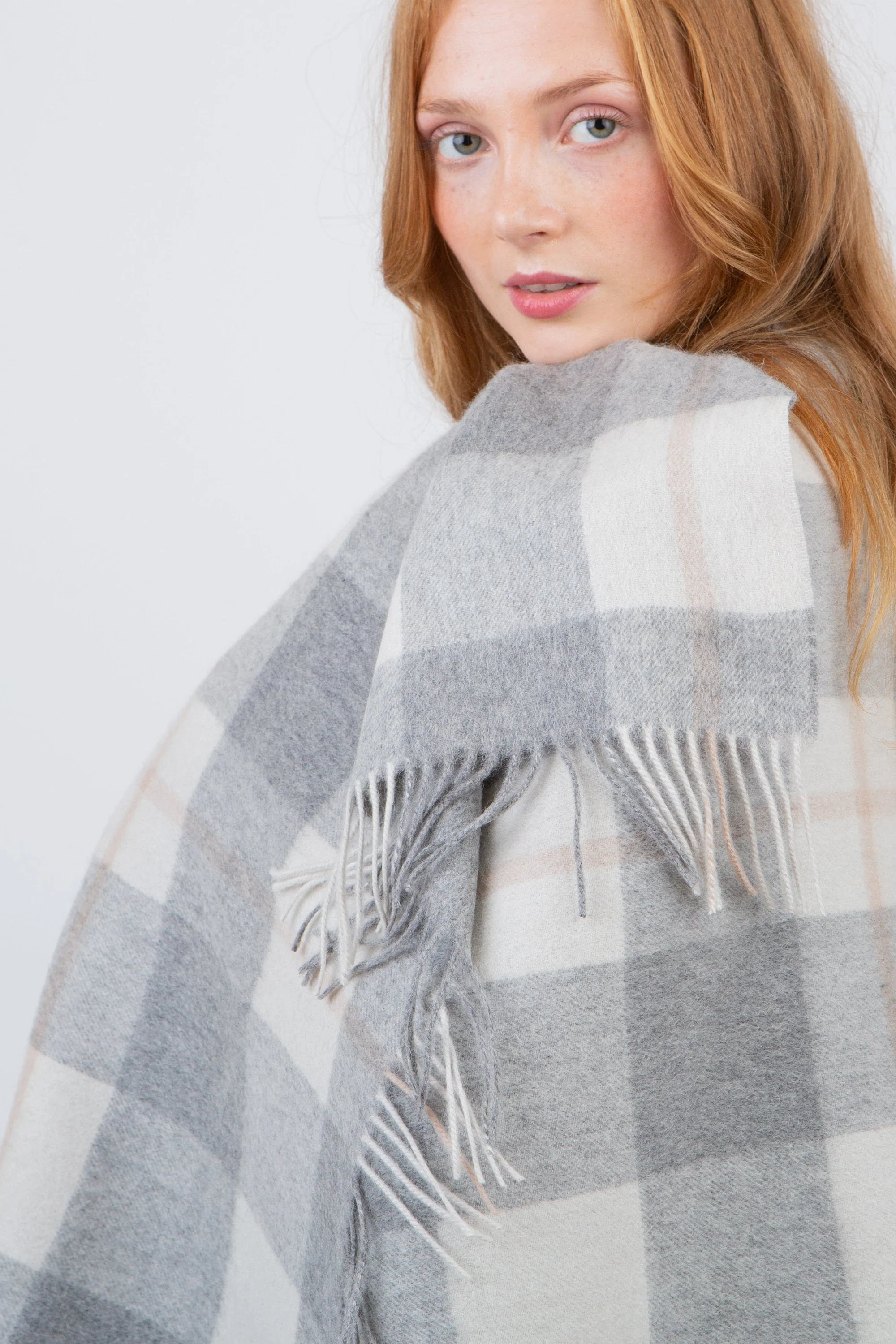 Contemporary Check Lambswool Stole - Grey - Image 3