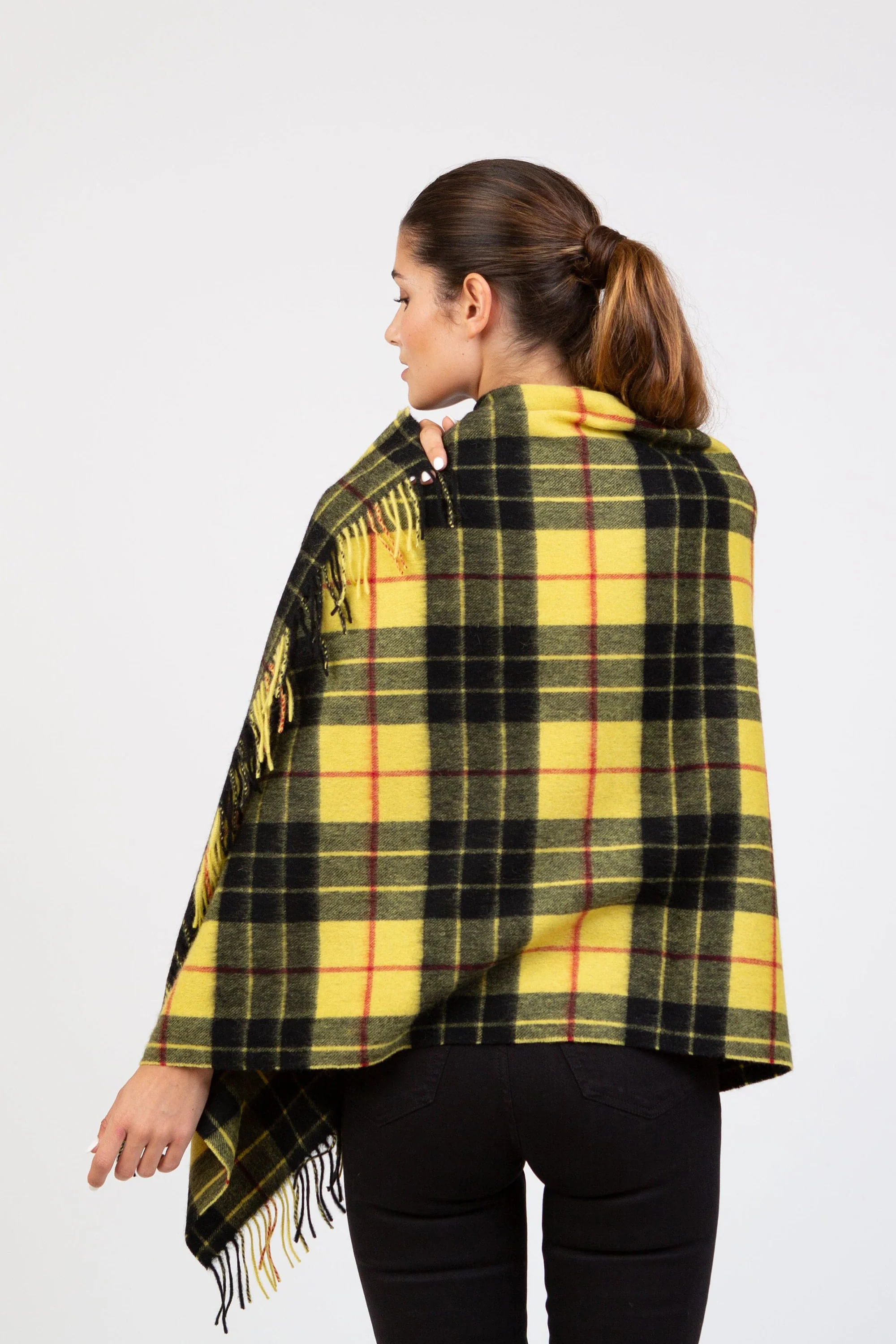 Heritage Tartan Lambswool Stole - Macleod - Image 2