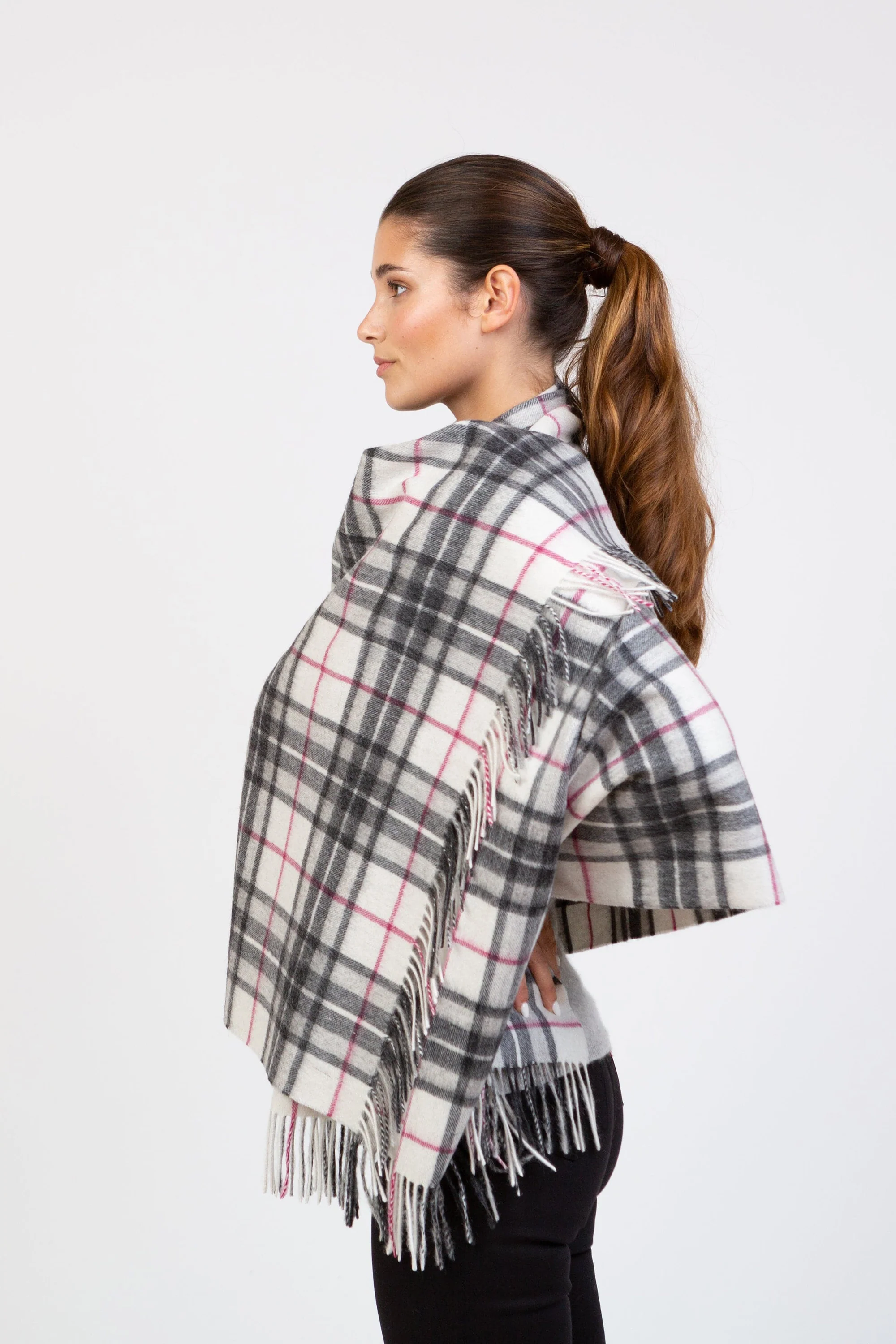 Scotty Thompson Lambswool Stole - White - Image 2