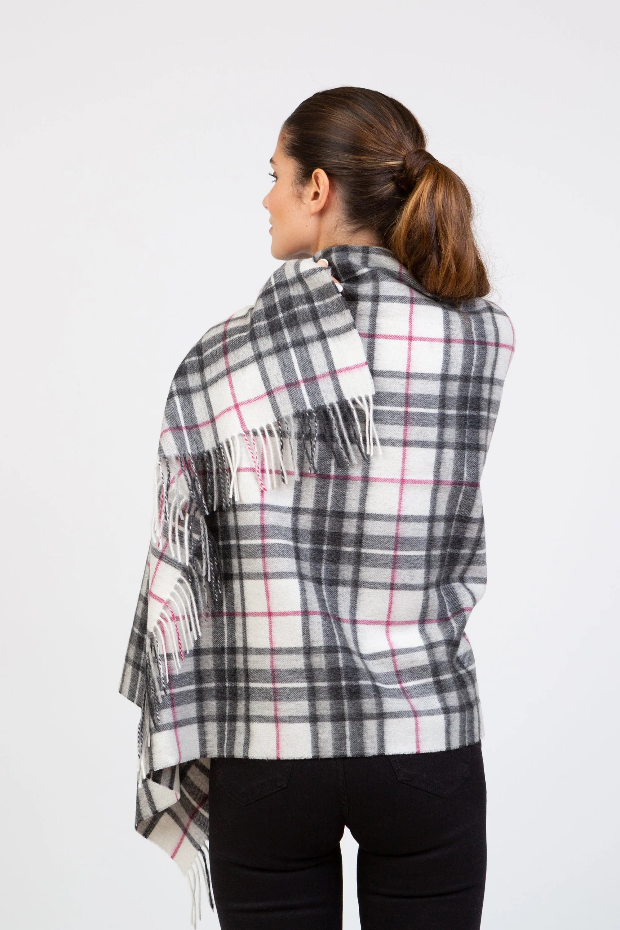 Scotty Thompson Lambswool Stole - White - Image 3