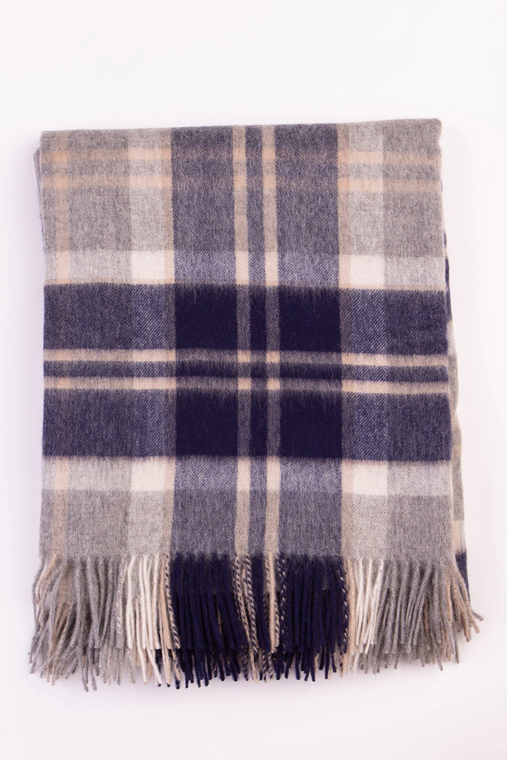 Lambswool Throw - Silver Bannockbane - Image 2