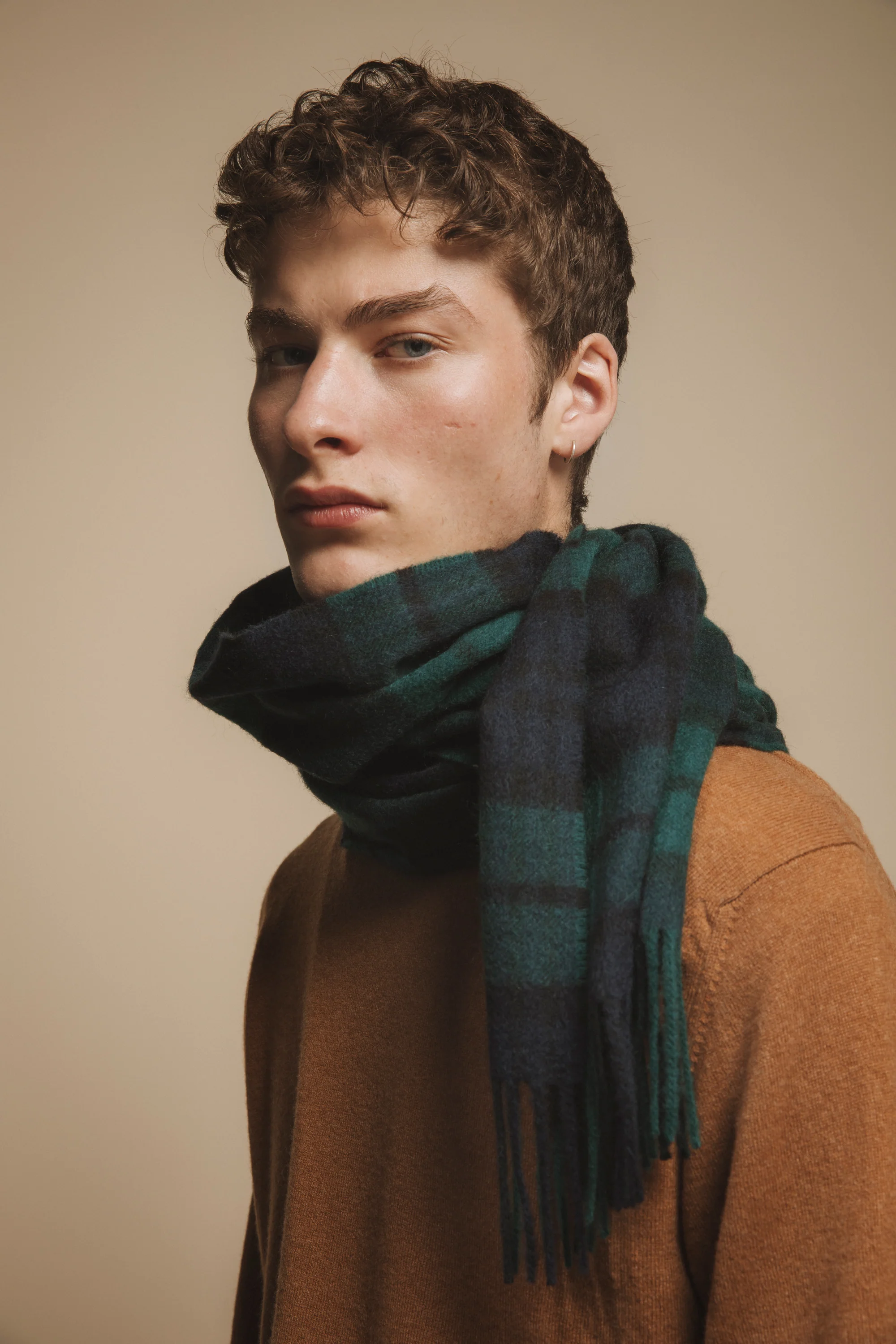 Made in Scotland Heritage Cashmere Wide Scarf - Blackwatch - Image 3