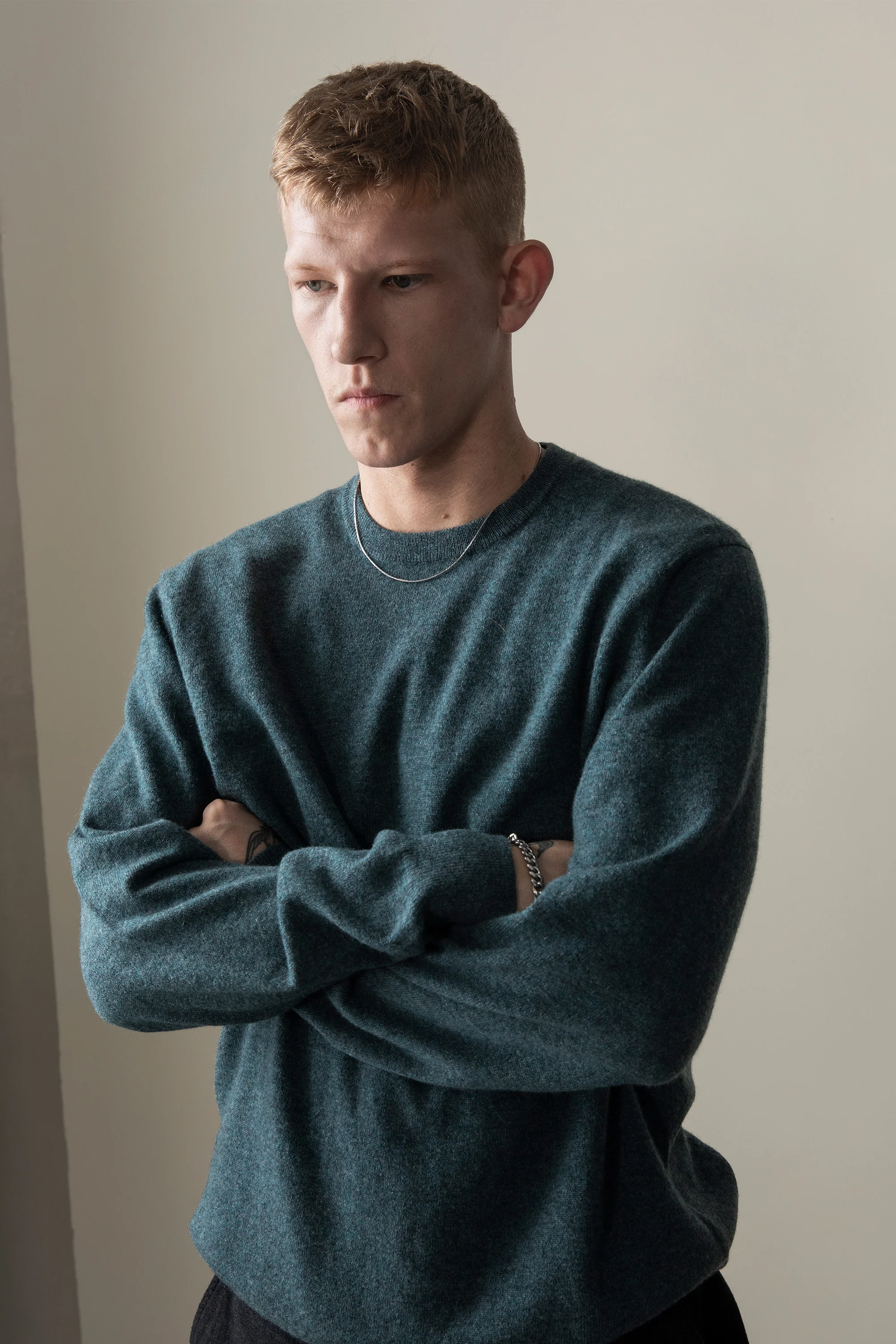Men's Cashmere Crew Neck Jumper - Haze Green - Image 2