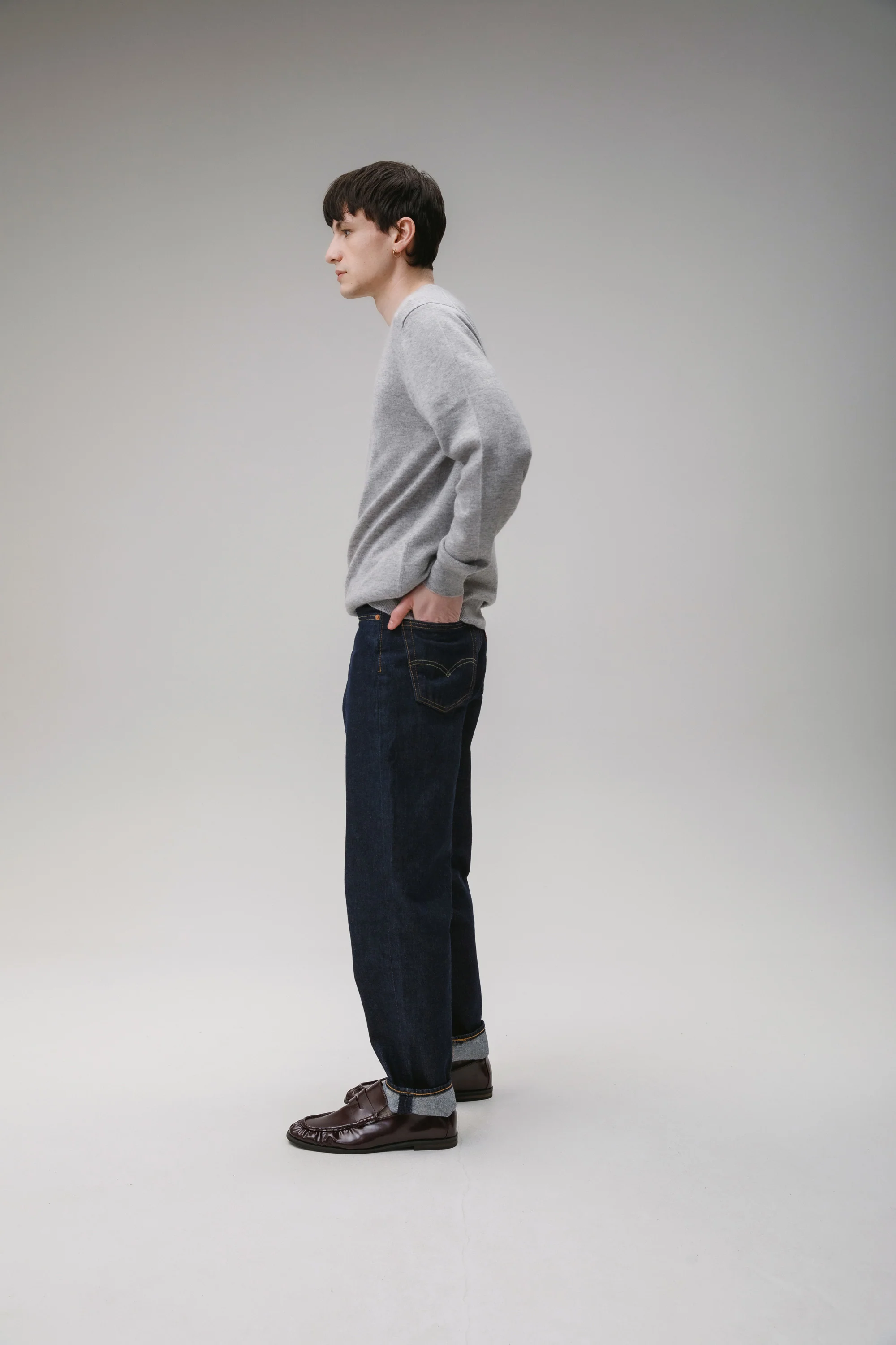 Men's Cashmere Crew Neck Jumper - Light Grey - Image 2