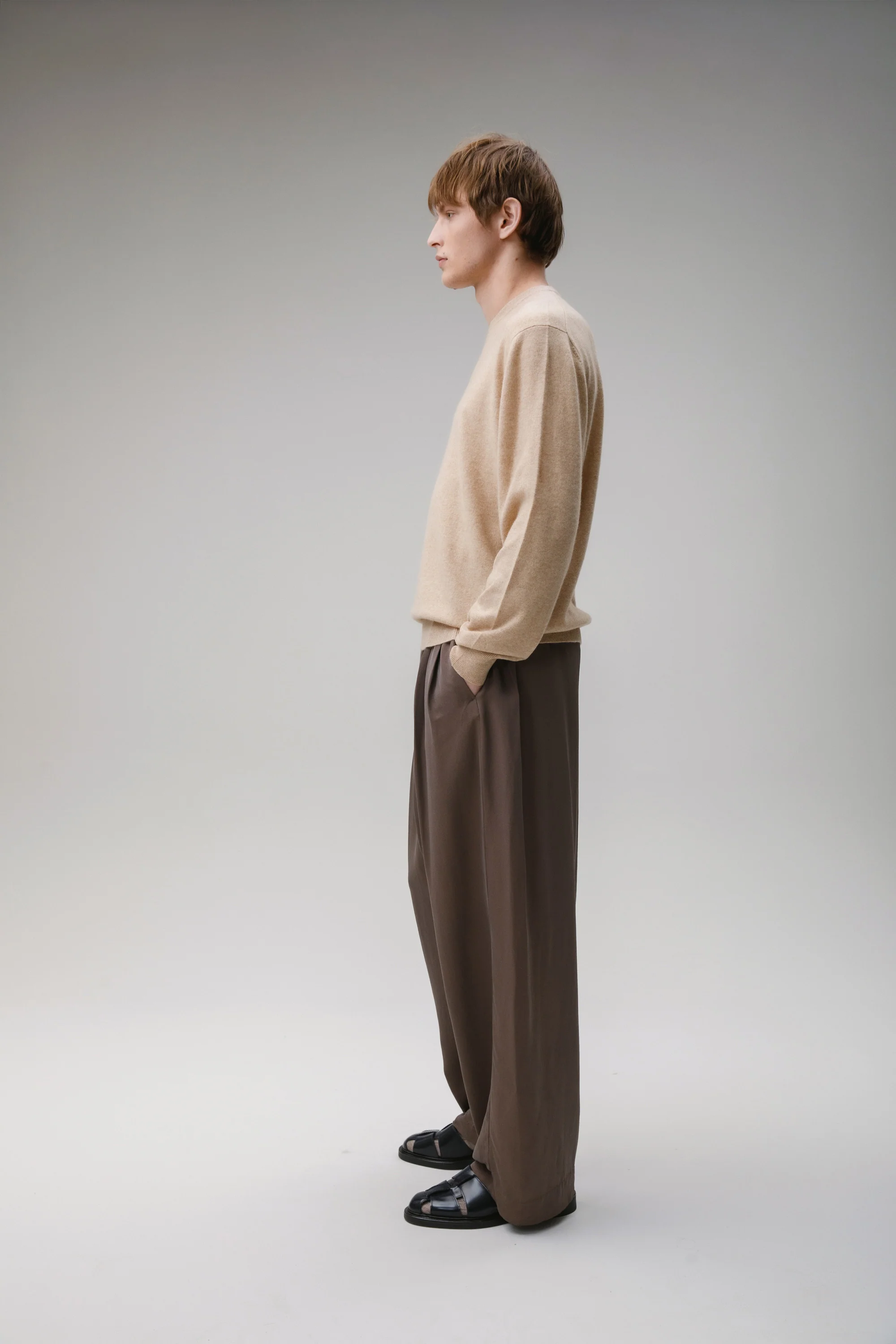 Men's Cashmere Crew Neck Jumper - Vicuna - Image 4