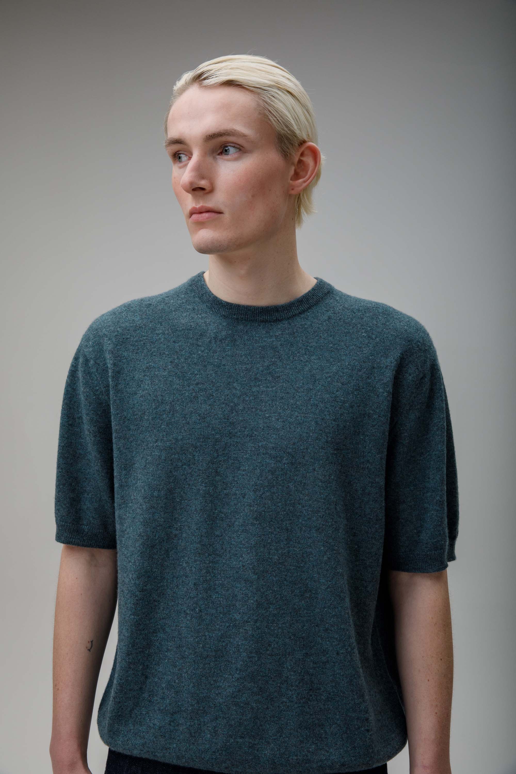 Men's Crew Neck Cashmere T-shirt - Haze Green - Image 2