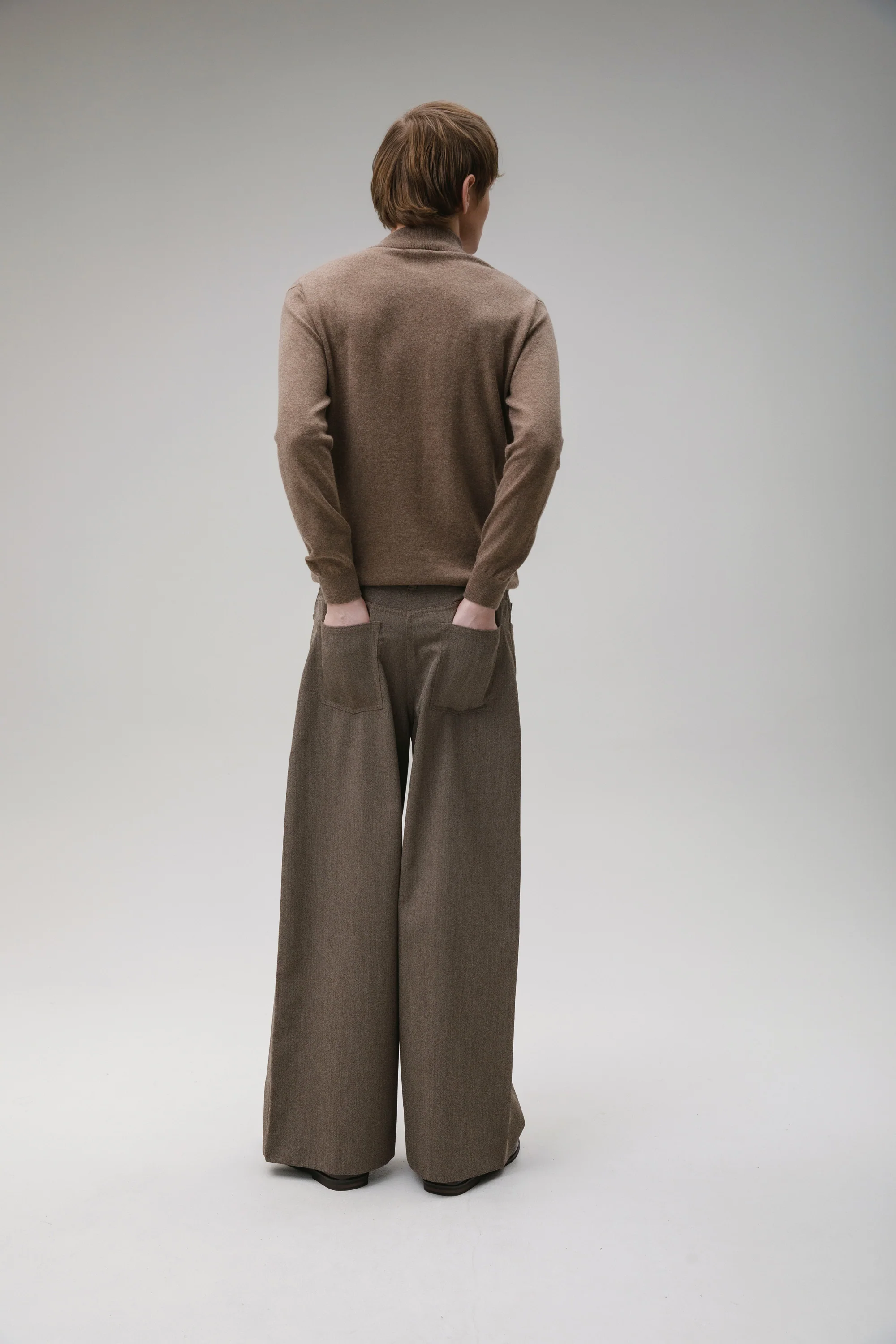 Men's Half Zip Jumper - Squirrel - Image 3