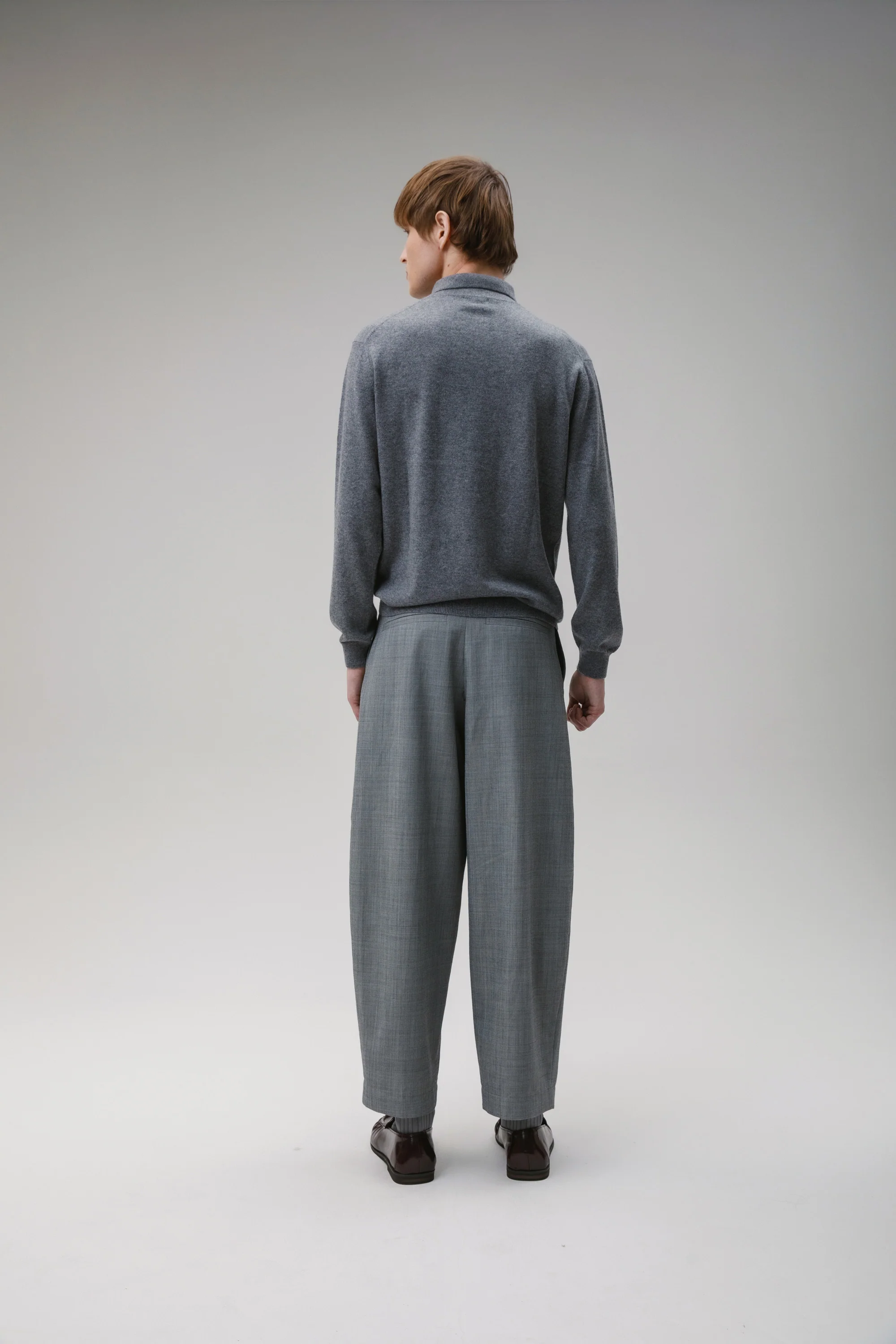 Men's Long Sleeved Knitted Polo Shirt - Derby Grey - Image 3