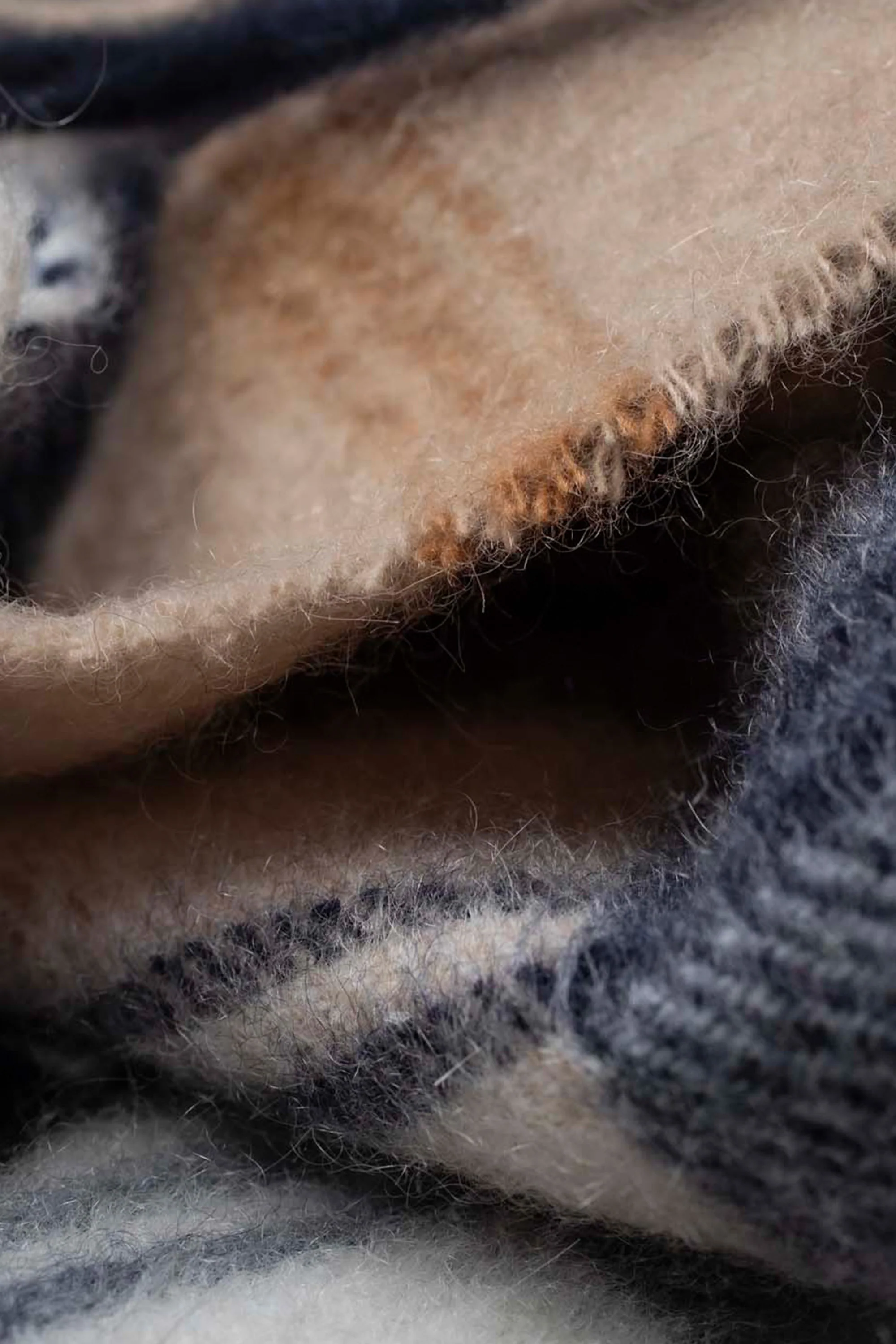 Made In Scotland Contemporary Cashmere Scarf - Navy Camel - Image 4