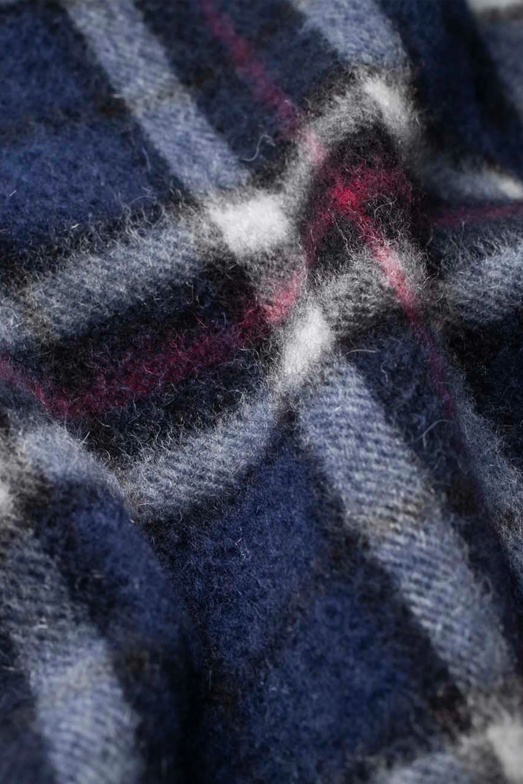 Made In Scotland Scotty Thompson Cashmere Scarf - Navy - Image 4