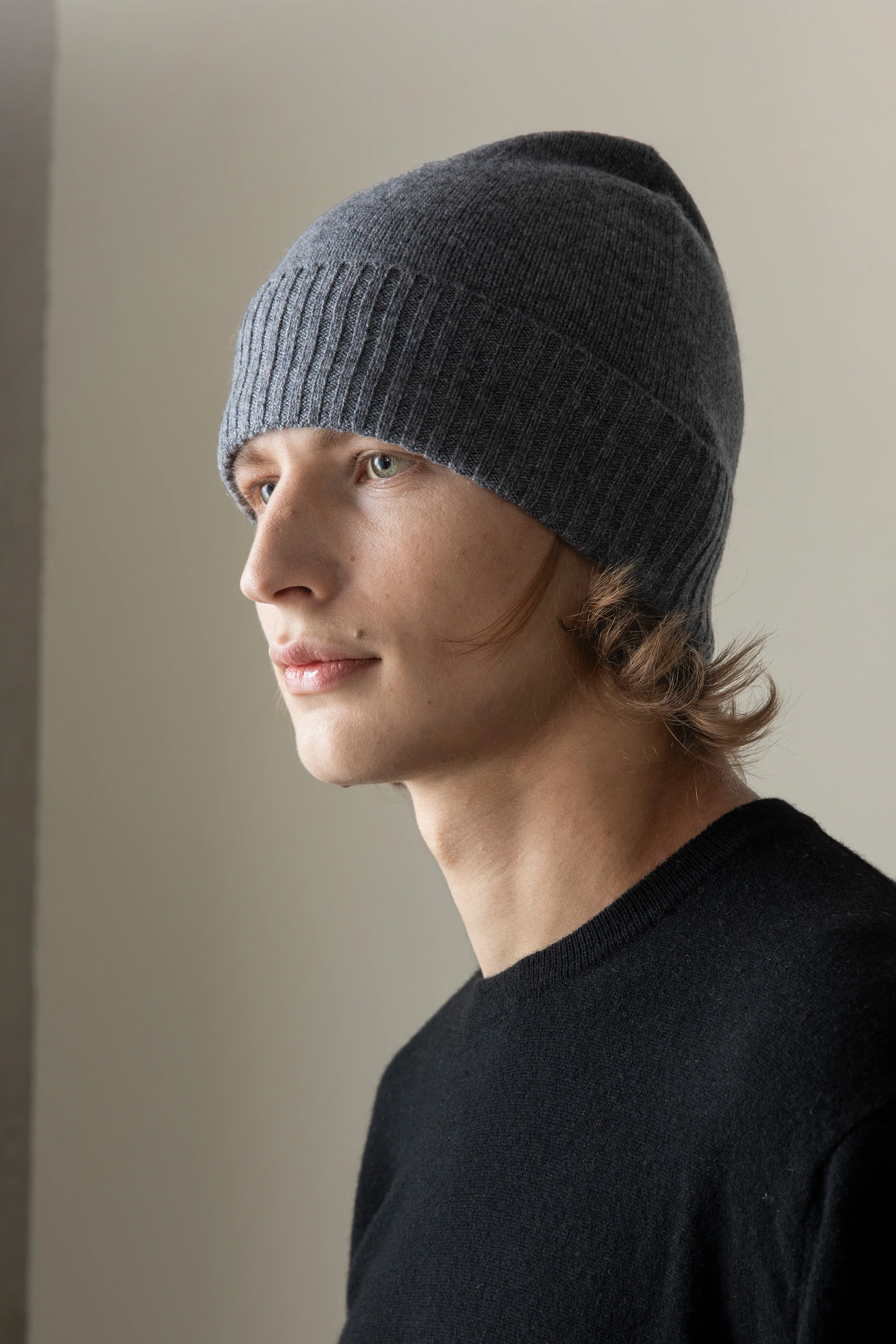 Unisex Cashmere Plain Beanie Hat - Derby Grey - Image 2