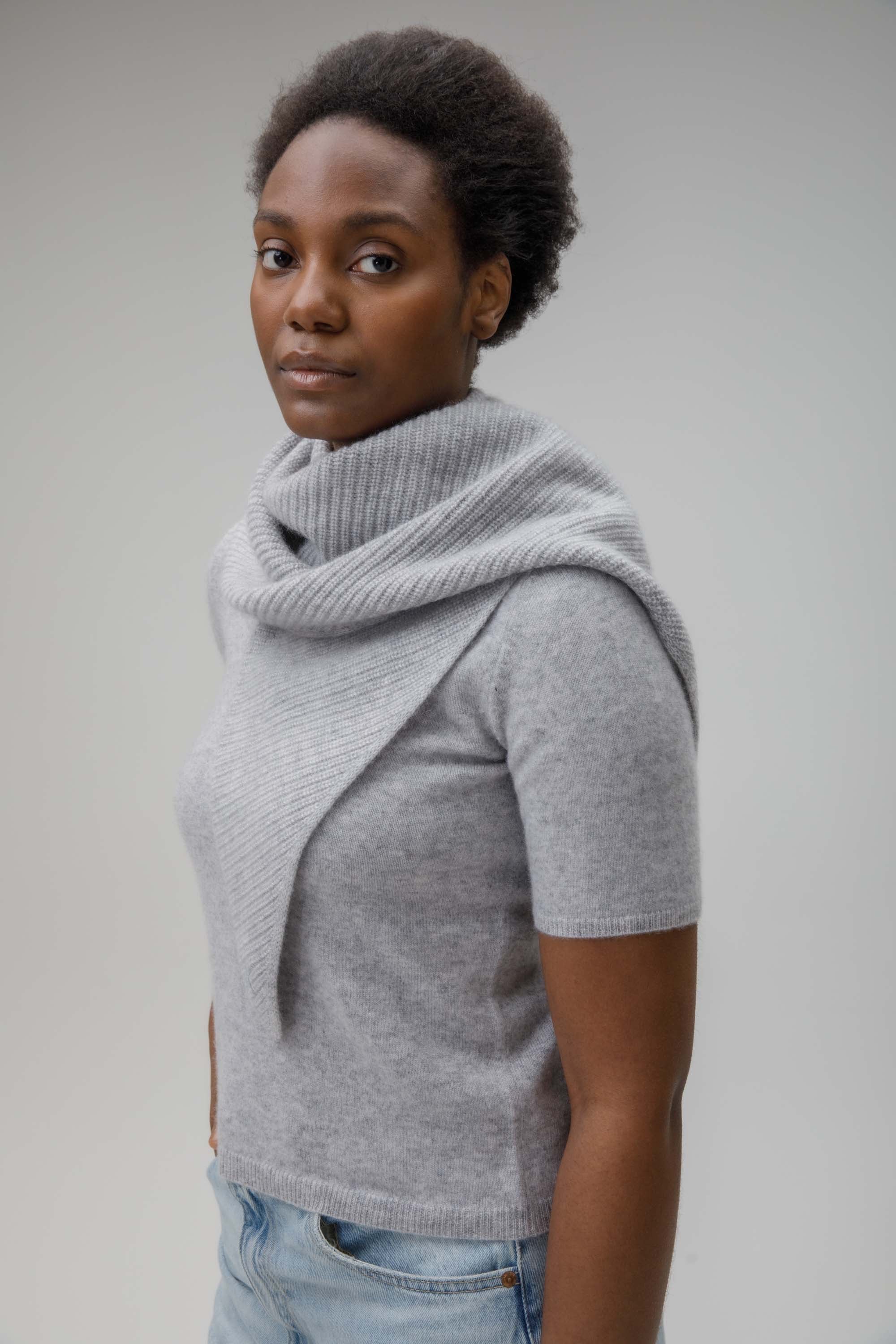 Triangle Knitted Cashmere Scarf - Oyster Grey