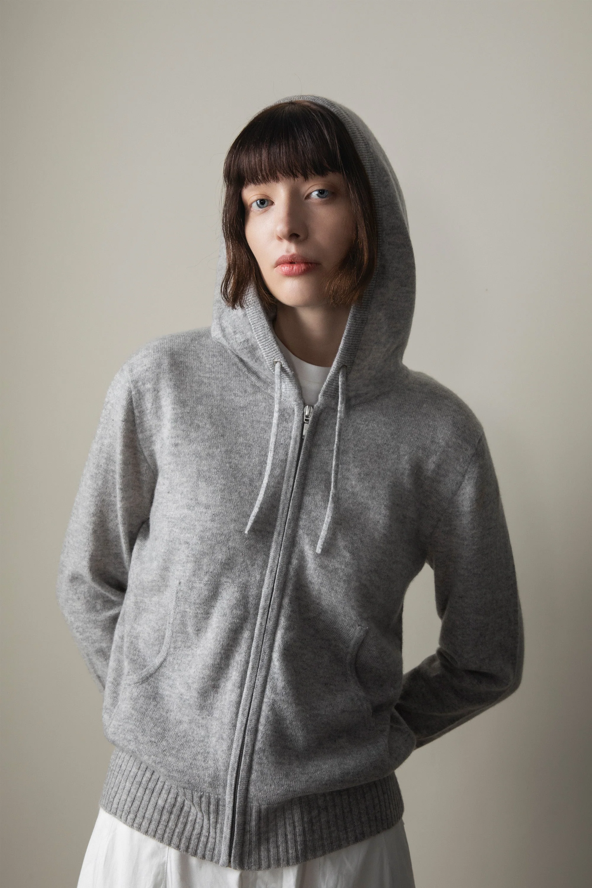 Unisex Cashmere Zip Hoodie - Light Grey - Image 5