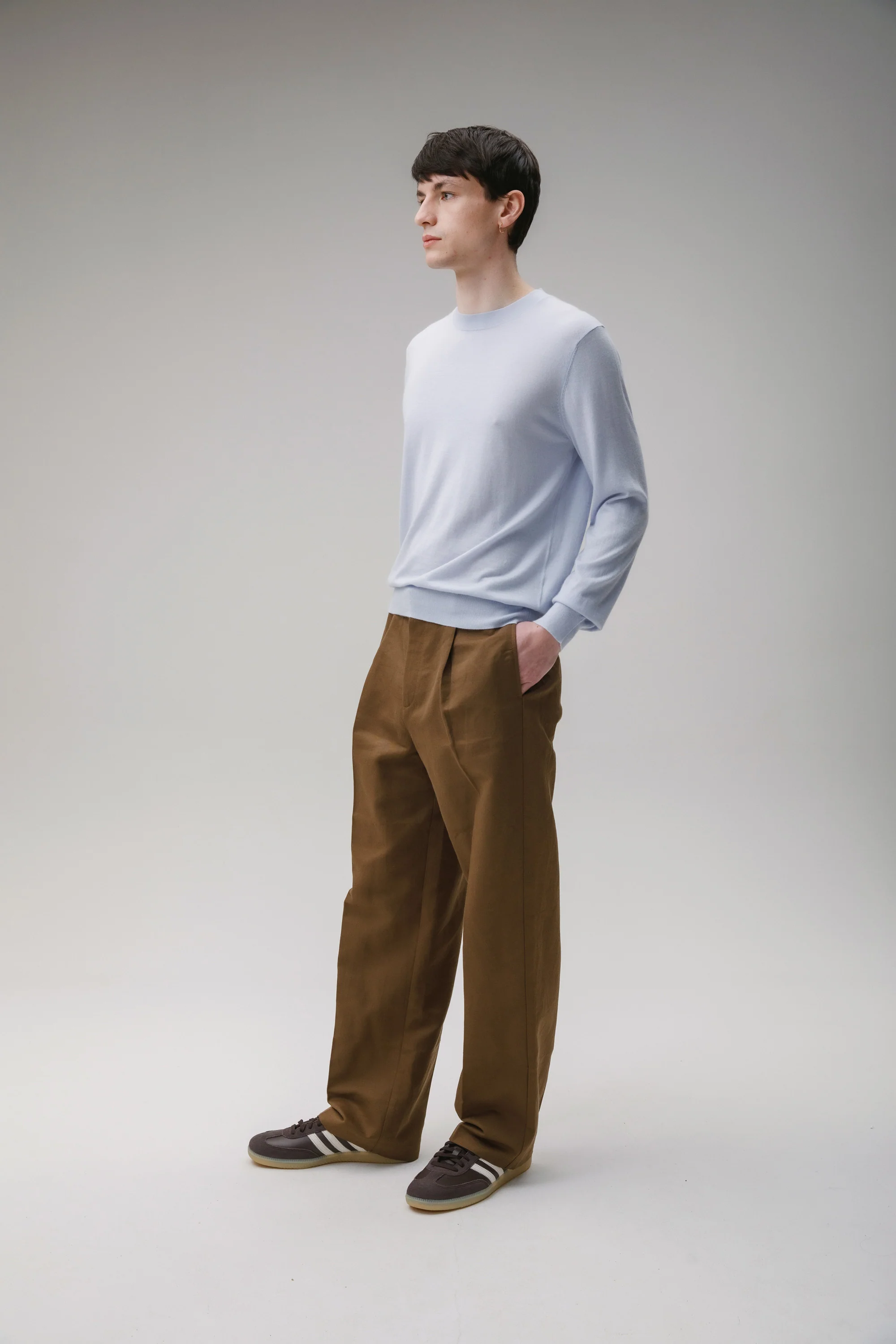 Unisex Lightweight Cashmere Crew Neck Jumper - Pale Blue - Image 4