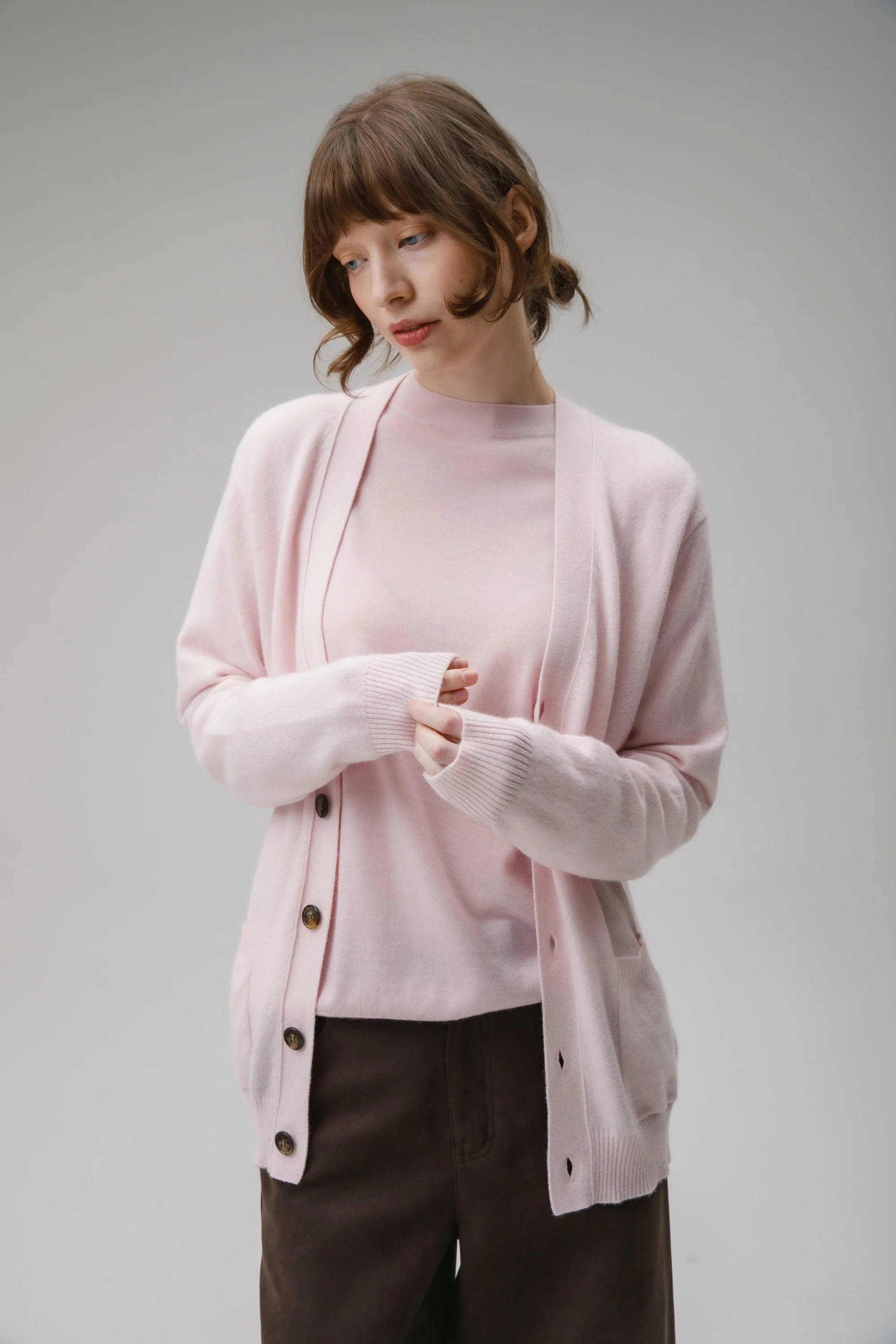 Unisex V Neck Pocket Cashmere Cardigan - Pale Pink - Image 4