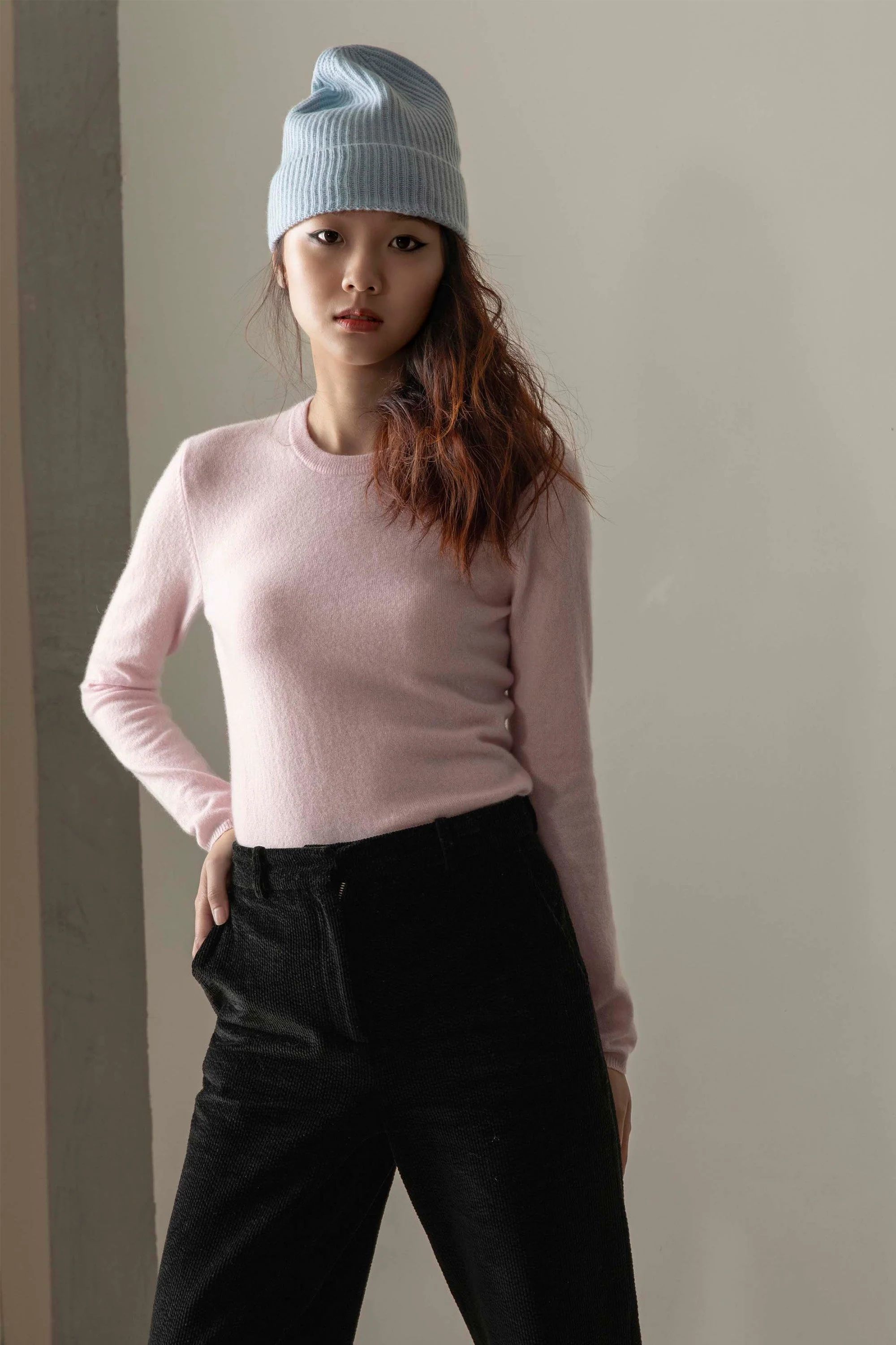 Women's Cashmere Crew Neck Jumper - Pale Lilac - Image 4
