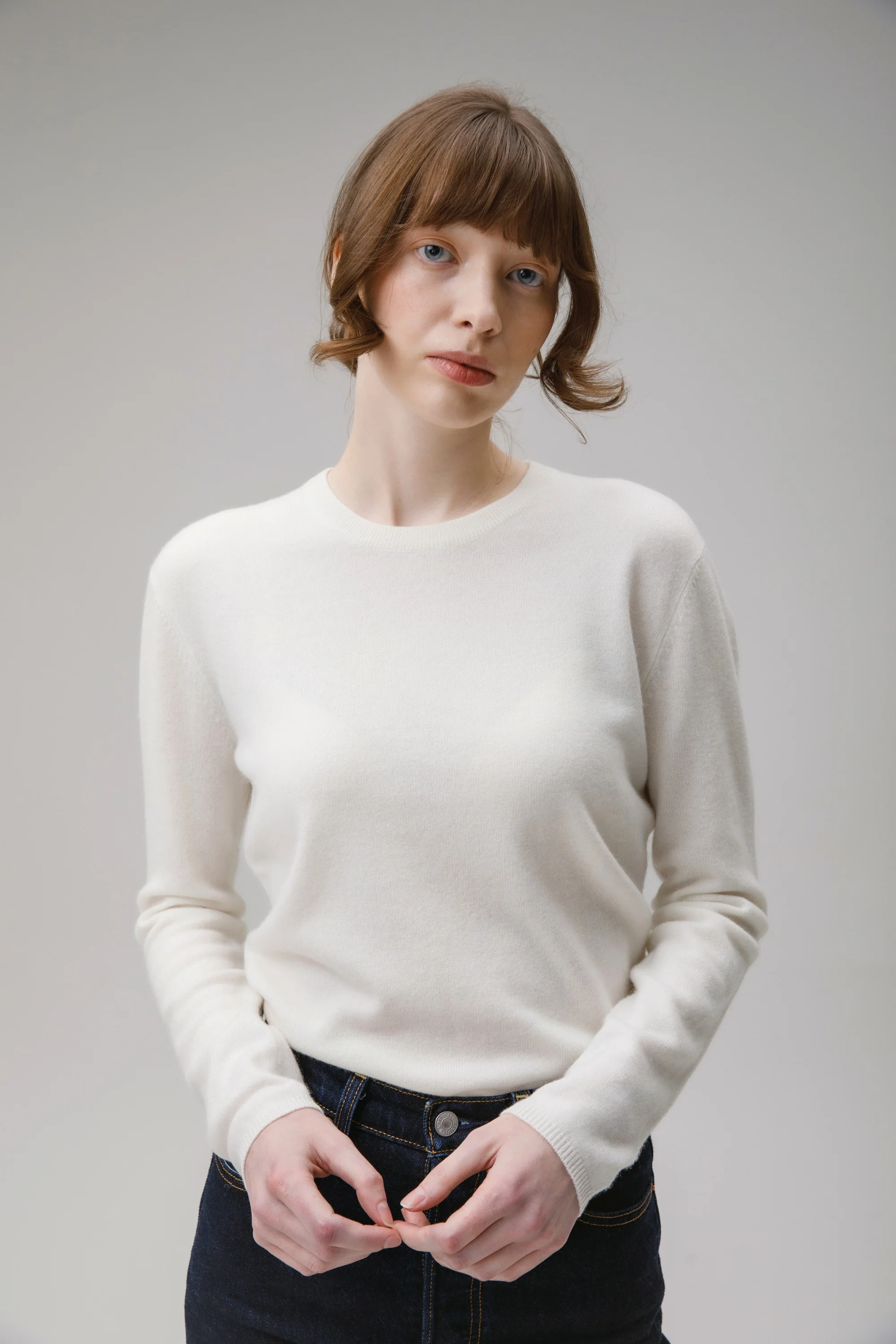 Women's Cashmere Crew Neck Jumper - Soft Cream - Image 2