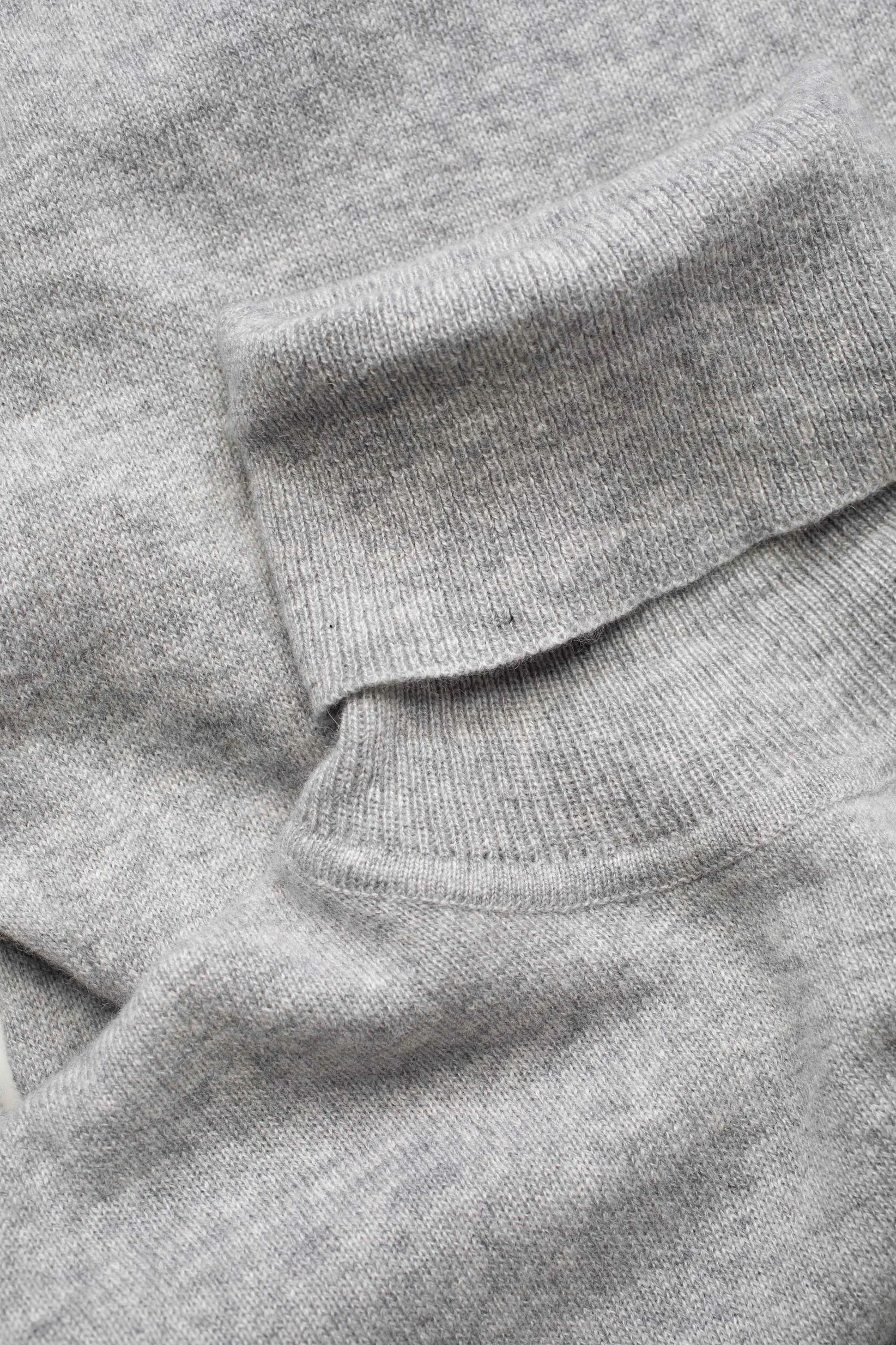 Women's Cashmere Polo Neck Jumper - Light Grey - Image 4