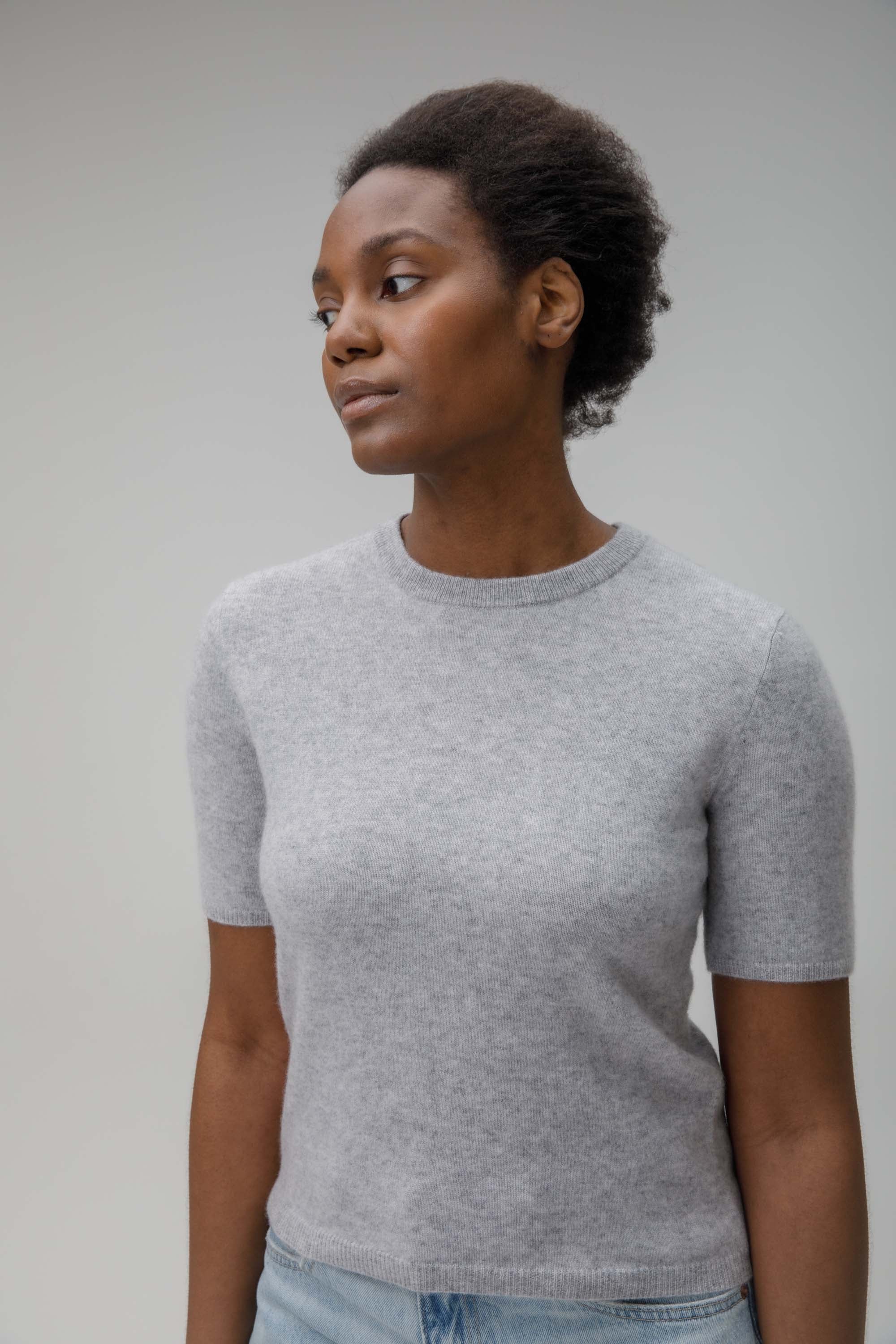 Women's Crew Neck Cashmere T-Shirt  - Light Grey - Image 4